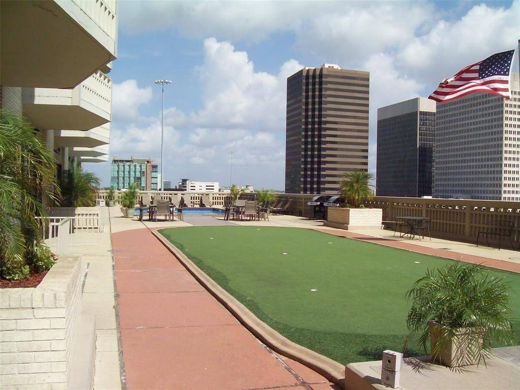 Houston, TX 77002,2016 Main #809
