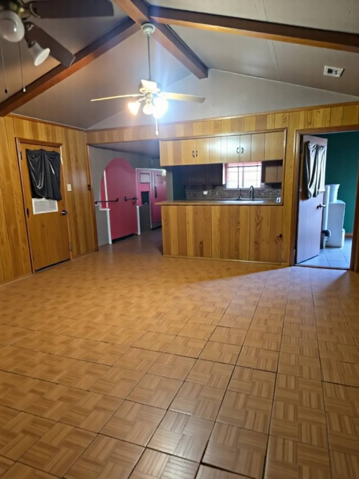 Hempstead, TX 77445,1305 2nd ST