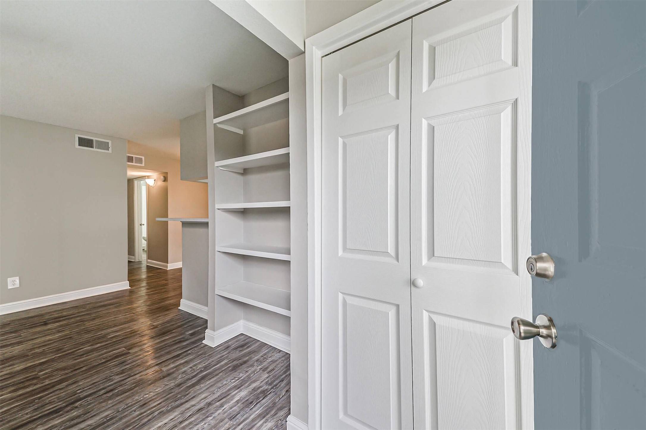 League City, TX 77573,1111 W Main Street #1301