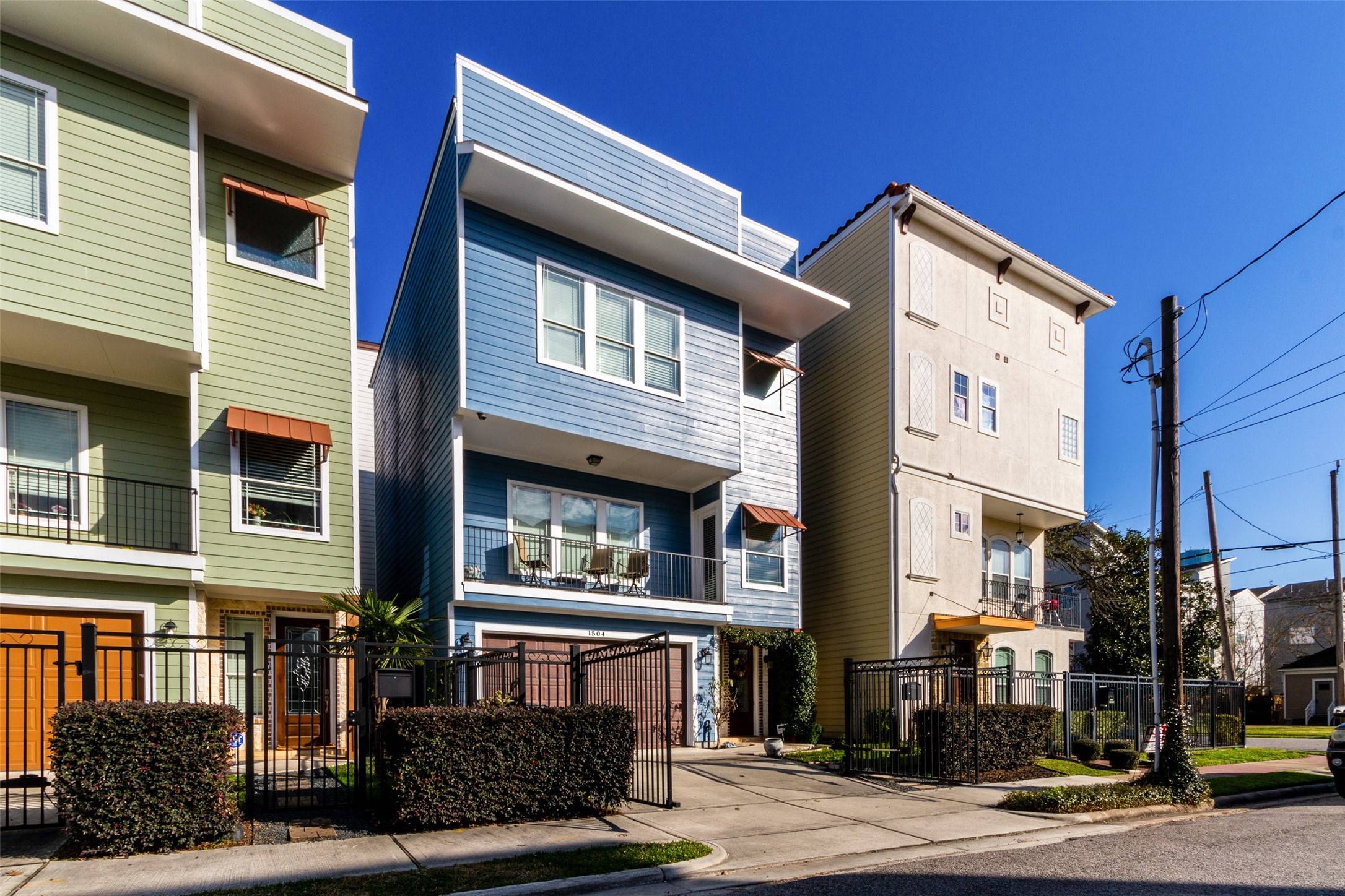 Houston, TX 77007,1504 Colorado ST
