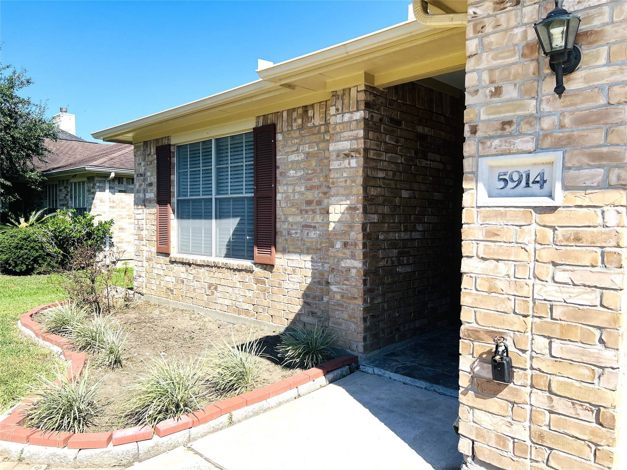 Houston, TX 77085,5914 Dream CT
