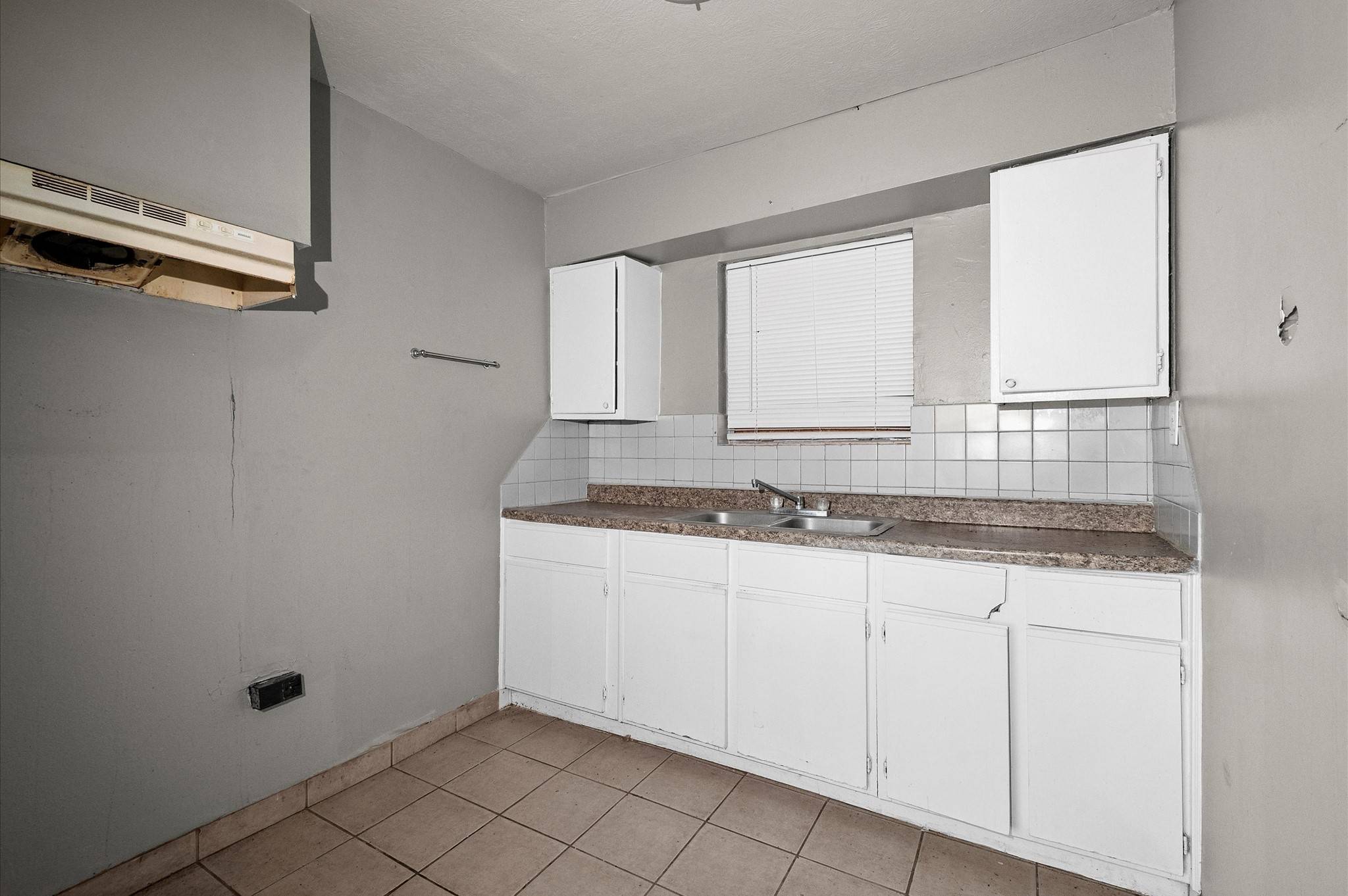 Houston, TX 77015,14504 Corpus Christi ST #4
