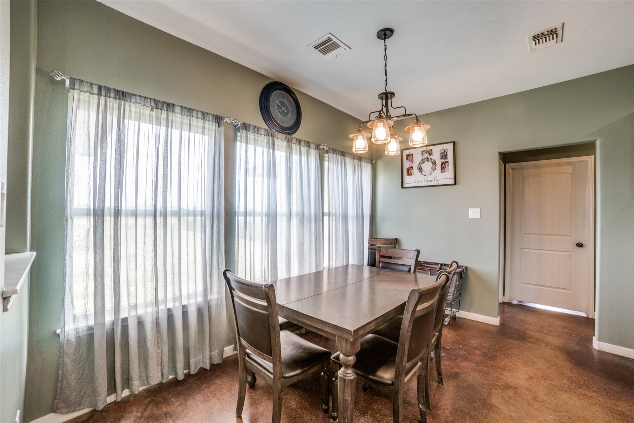 Sabinal, TX 78881,2259 County Road 325