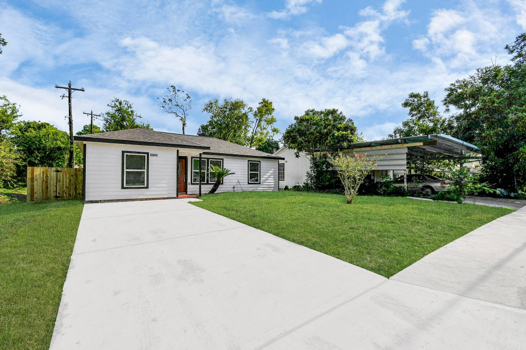 Houston, TX 77033,5041 Southwind ST