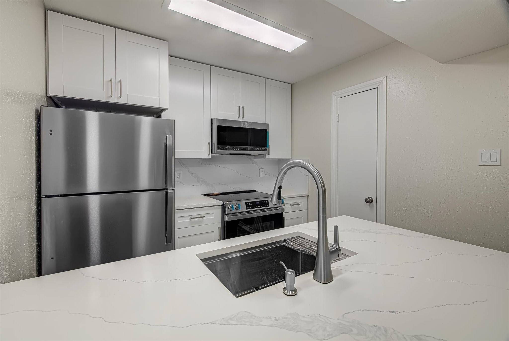 Houston, TX 77063,8201 Richmond AVE #10