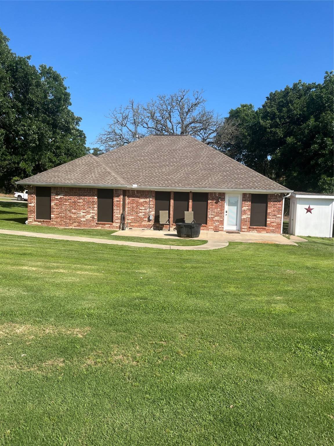 Normangee, TX 77871,202 Golfview DR