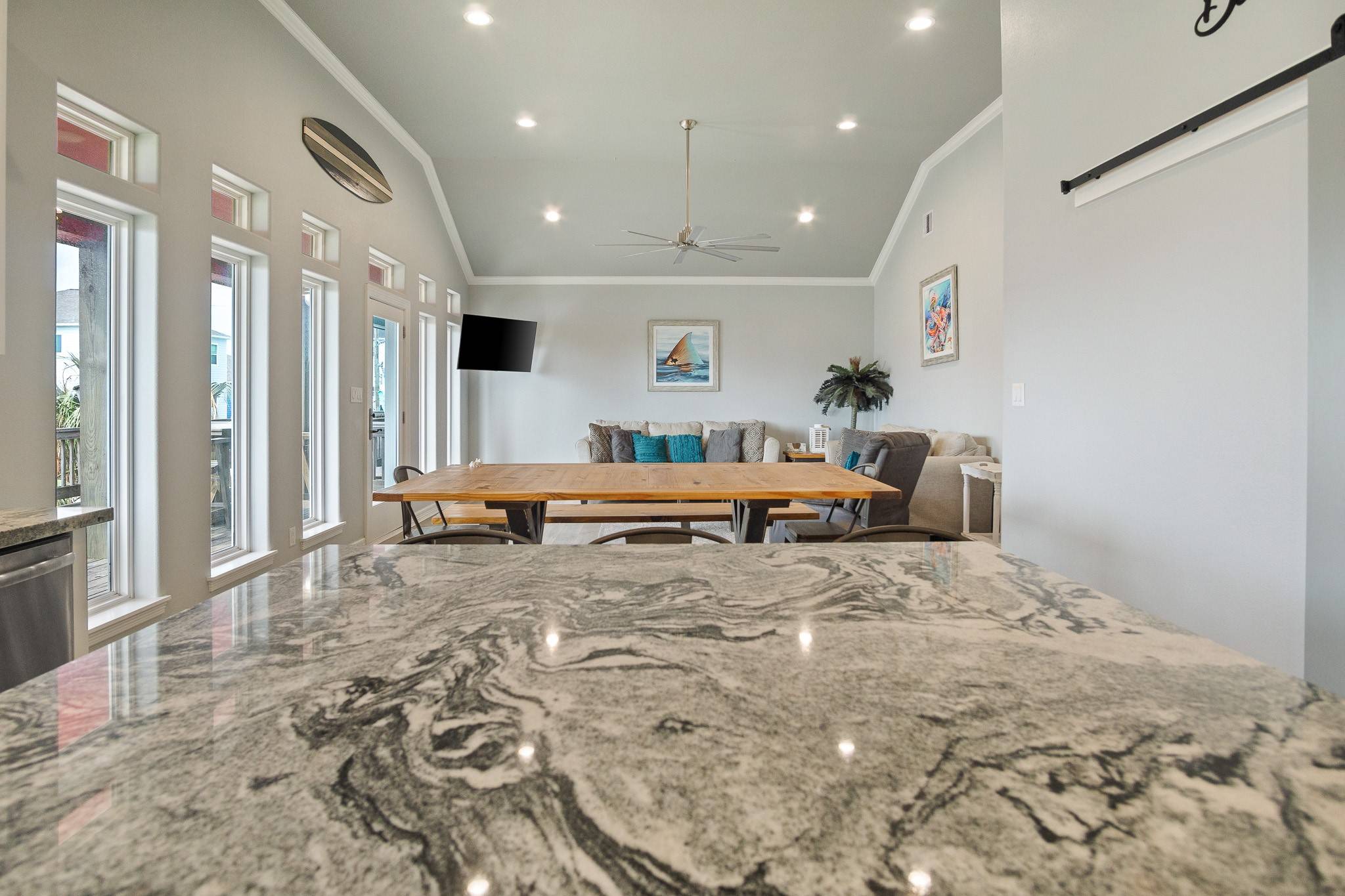Crystal Beach, TX 77650,1819 Redfish LN
