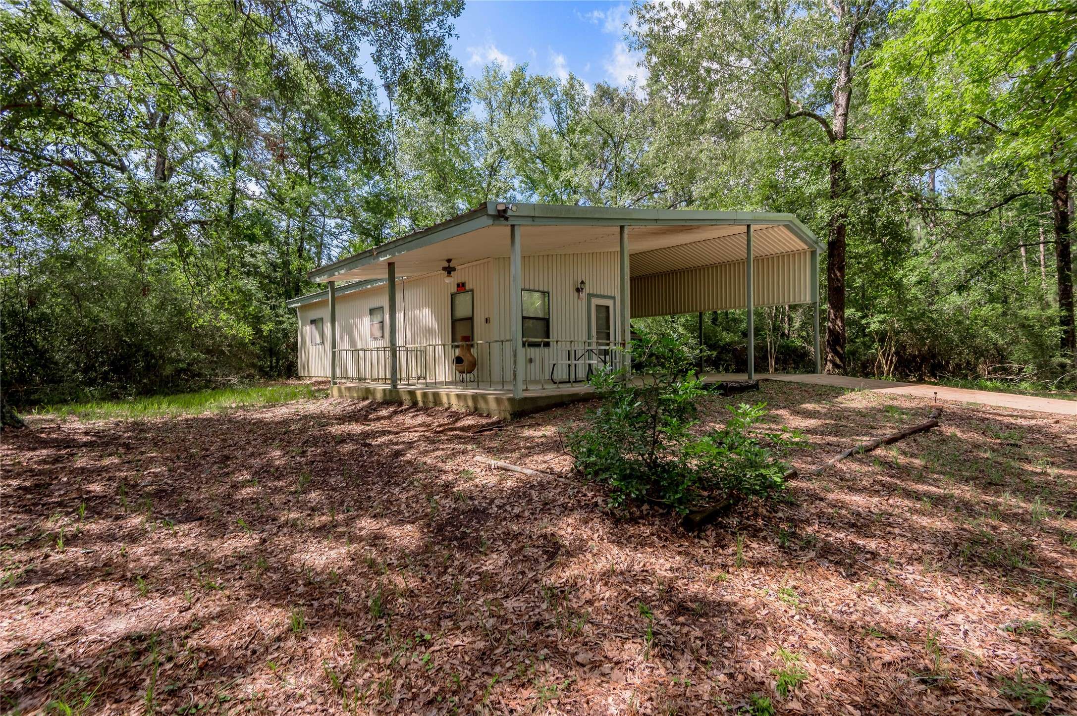 Lovelady, TX 75851,594 County Road 3540