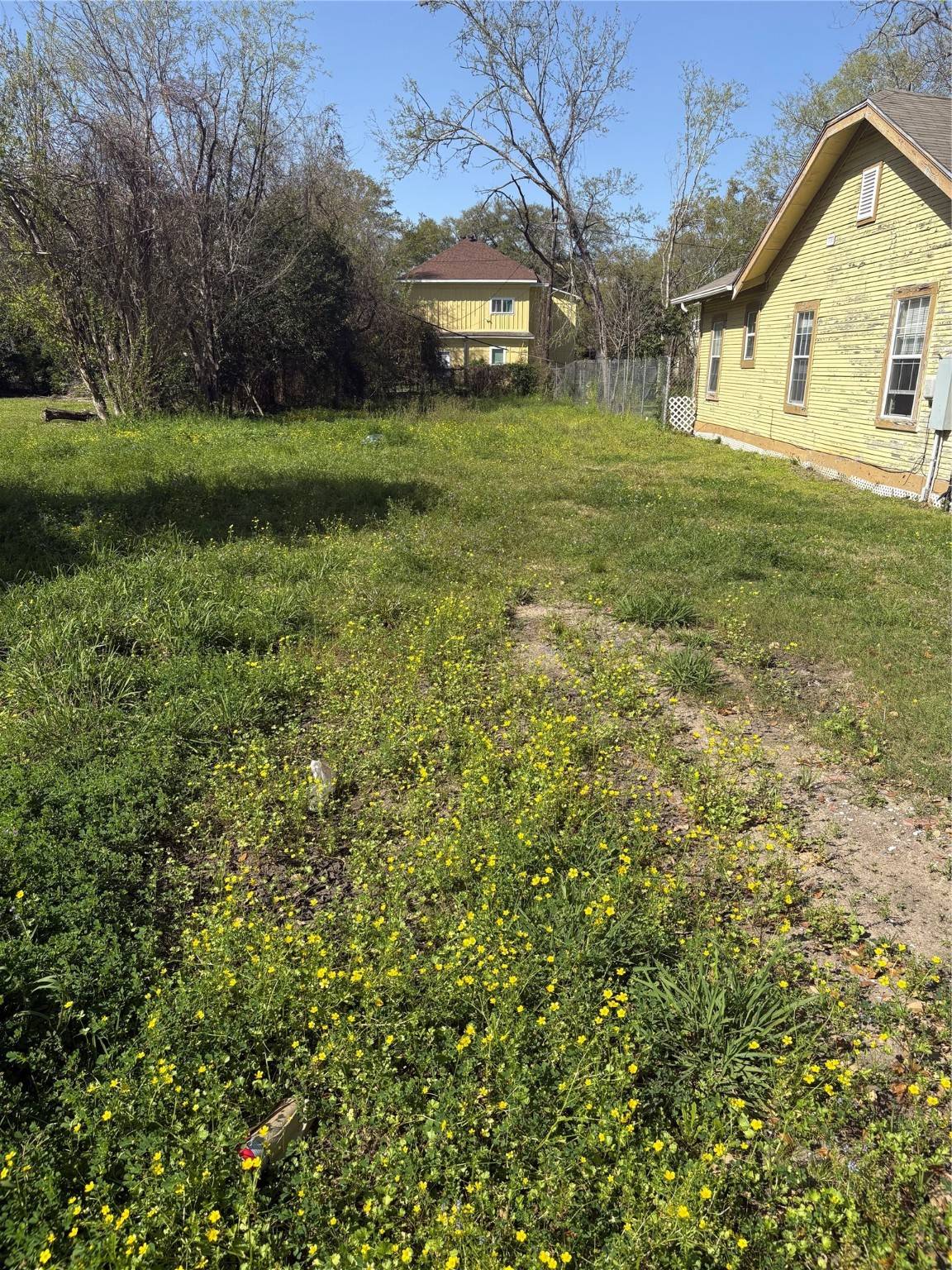 Beaumont, TX 77701,2086 Liberty ST