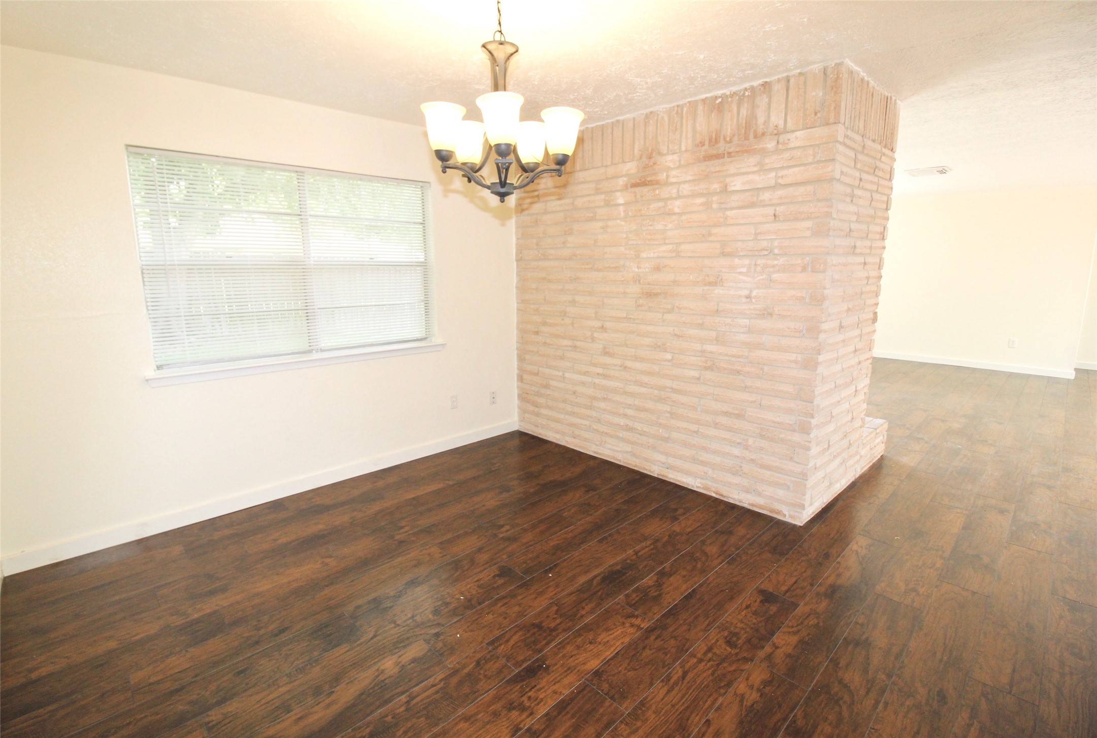 Sugar Land, TX 77498,10402 Gulfstream LN