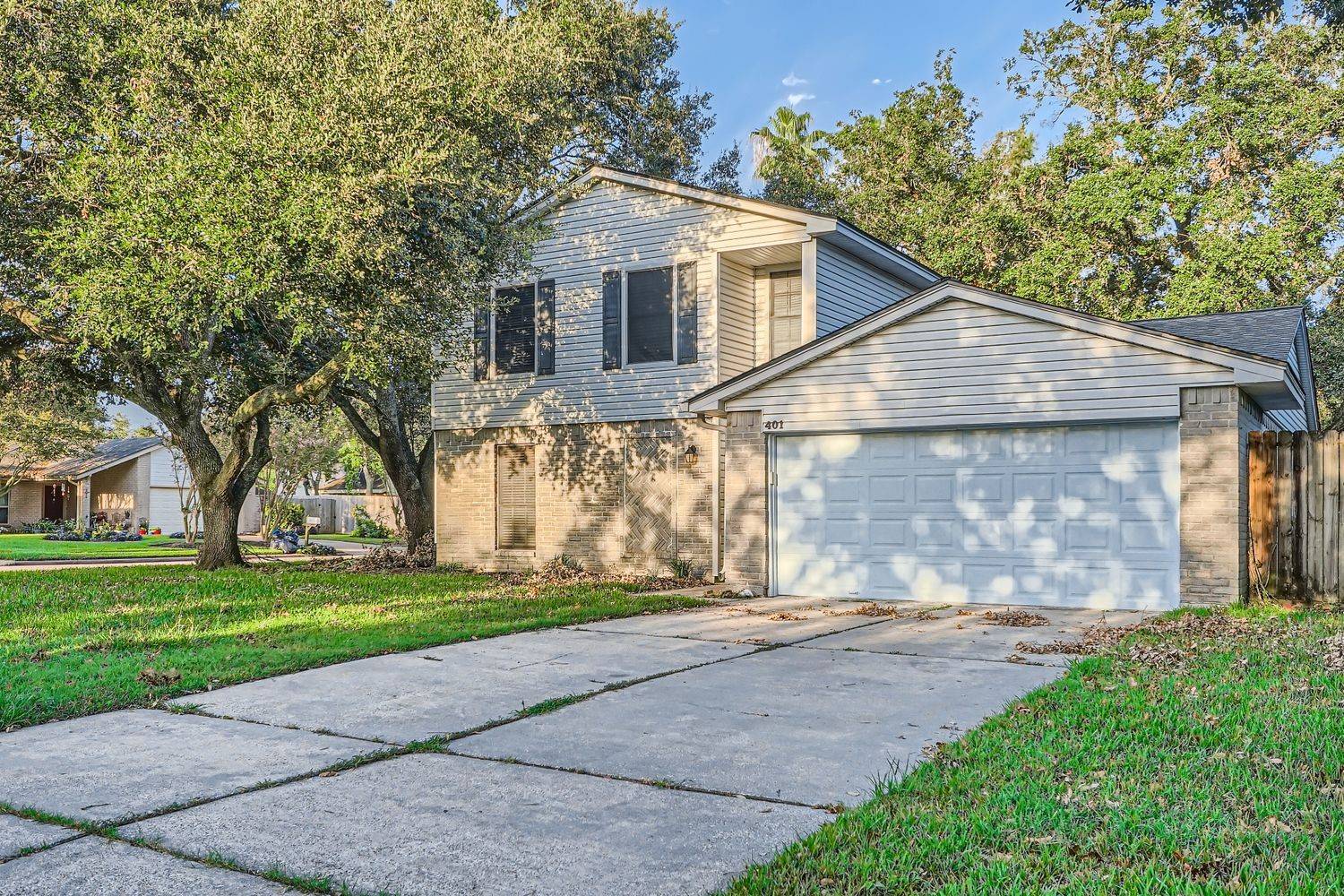 League City, TX 77573,401 Summer Place CT