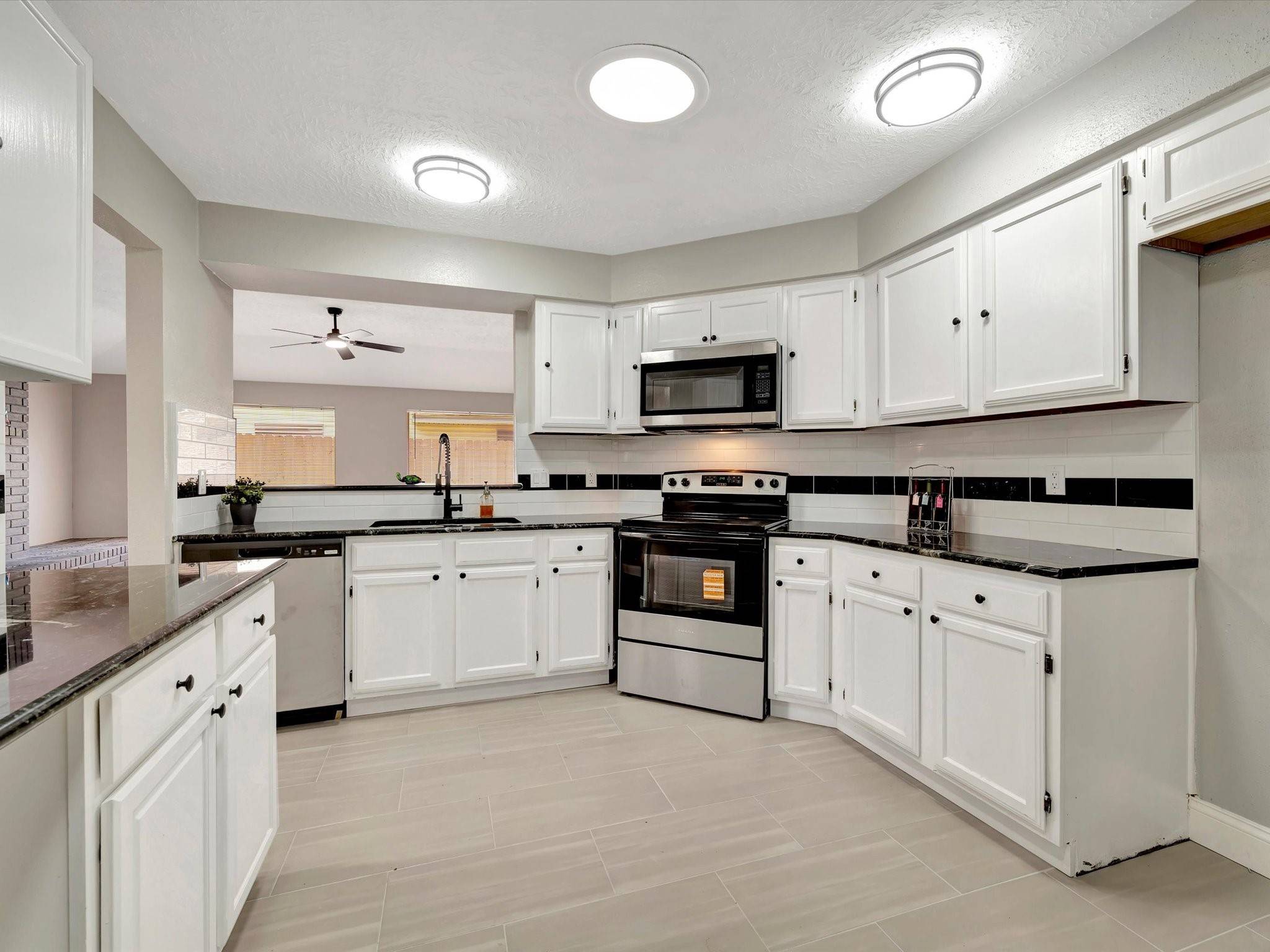 League City, TX 77573,315 Knoll Forest DR