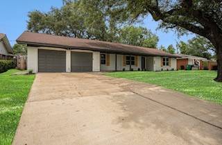 Baytown, TX 77520,706 Rosewood DR
