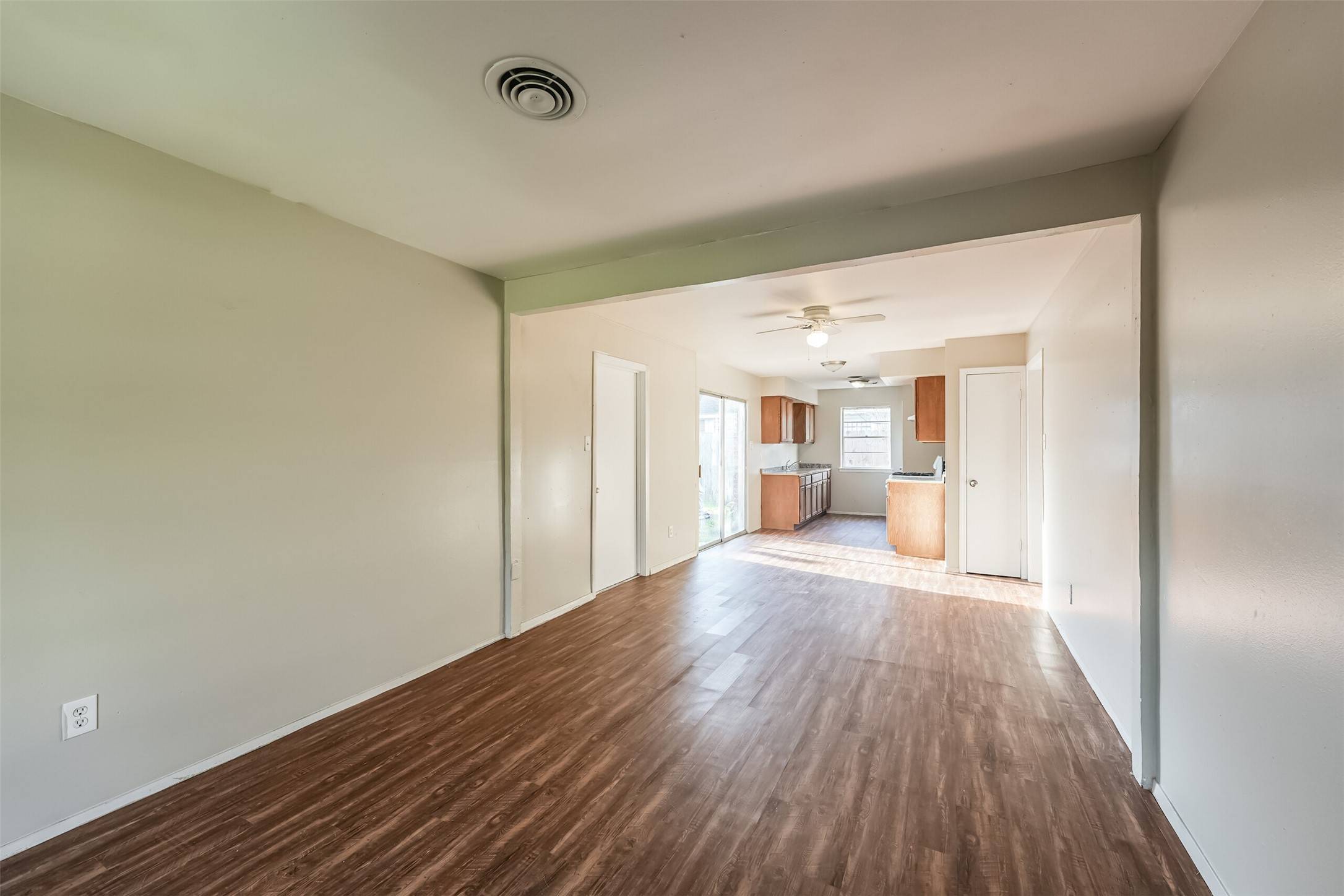 Houston, TX 77051,3106 Wilmington ST