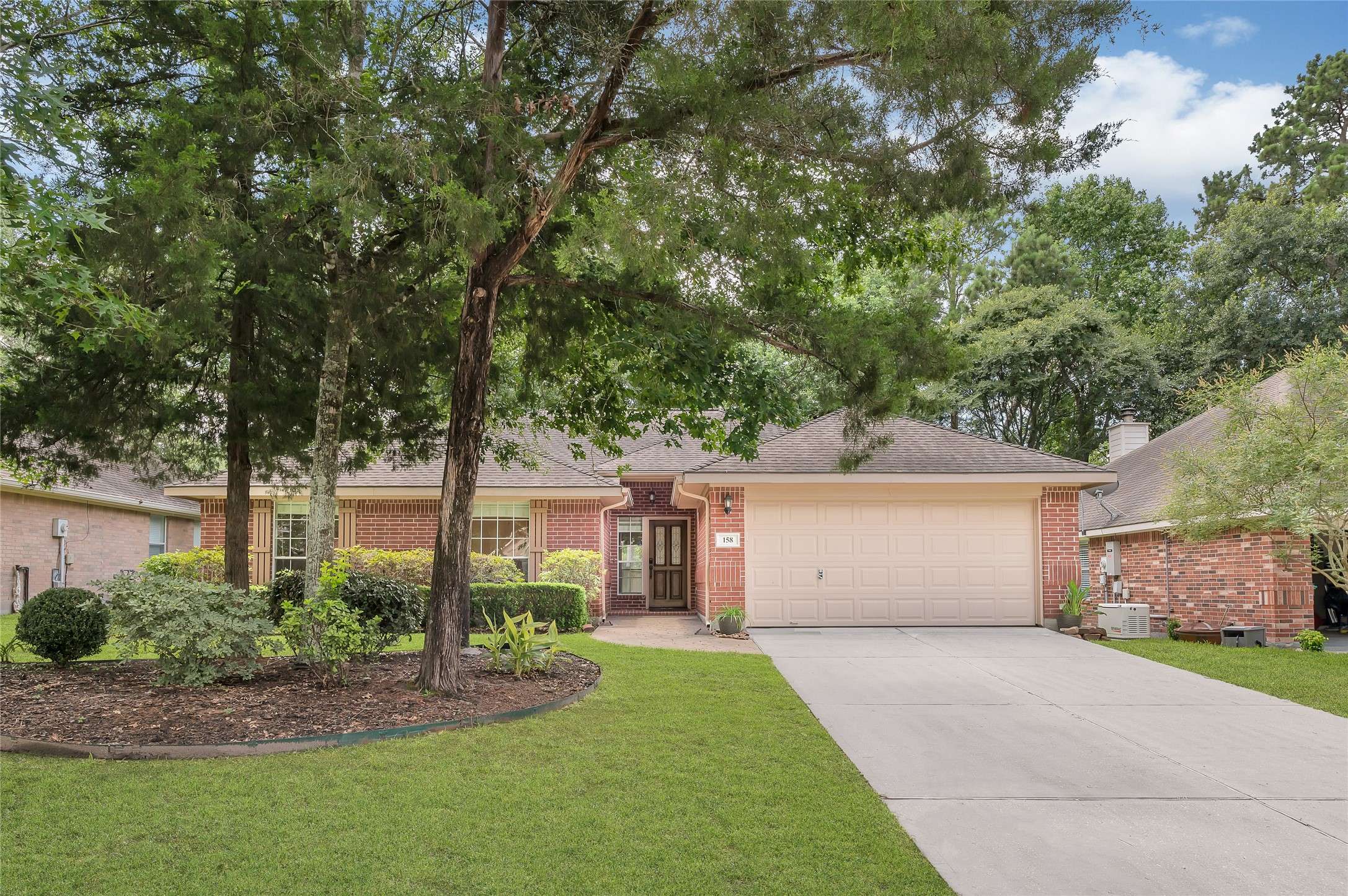 The Woodlands, TX 77382,158 N Wynnoak CIR