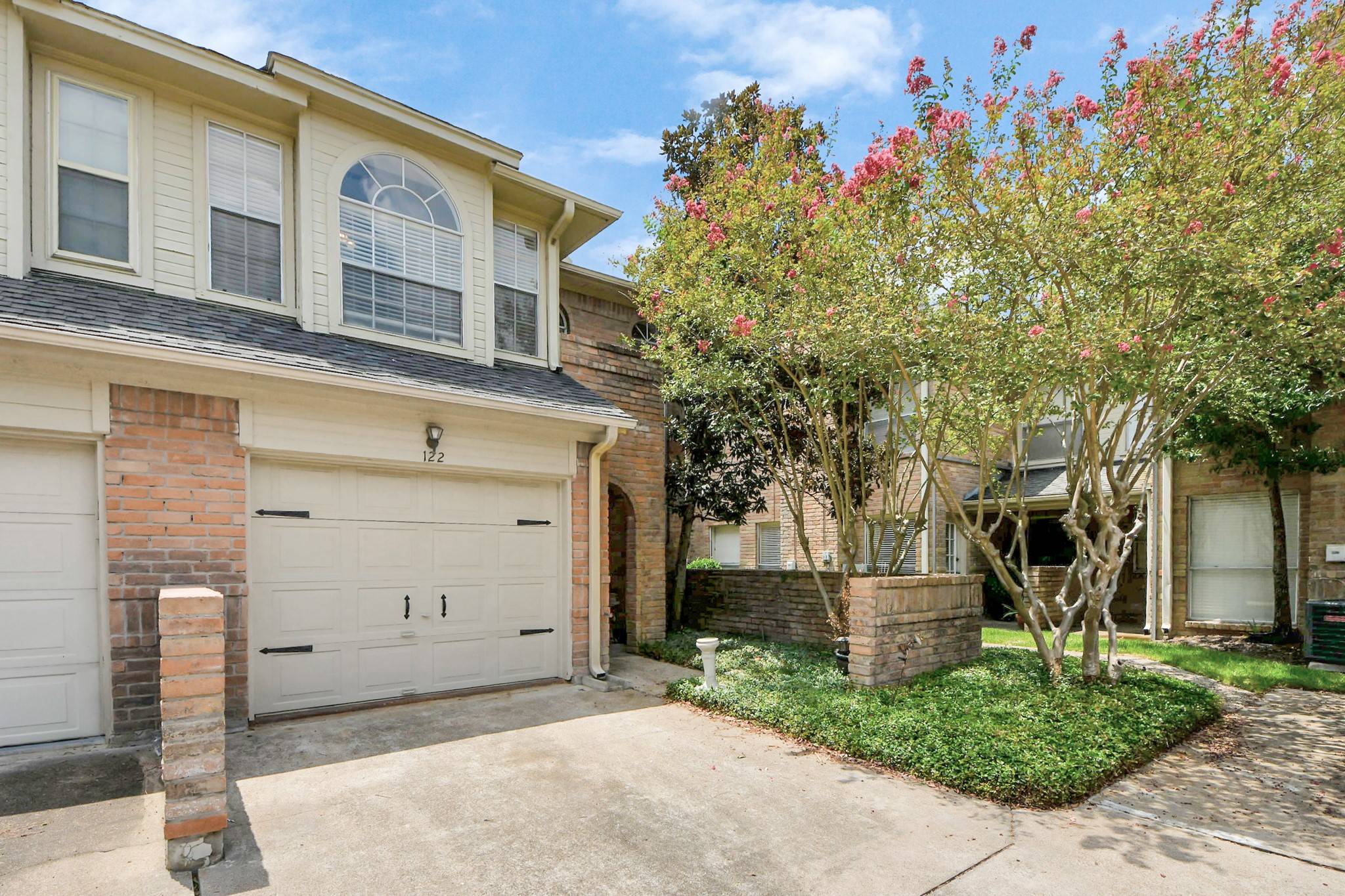 Houston, TX 77069,5515 Strack RD #122