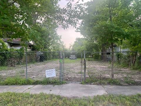 Houston, TX 77004,3240 Holman ST