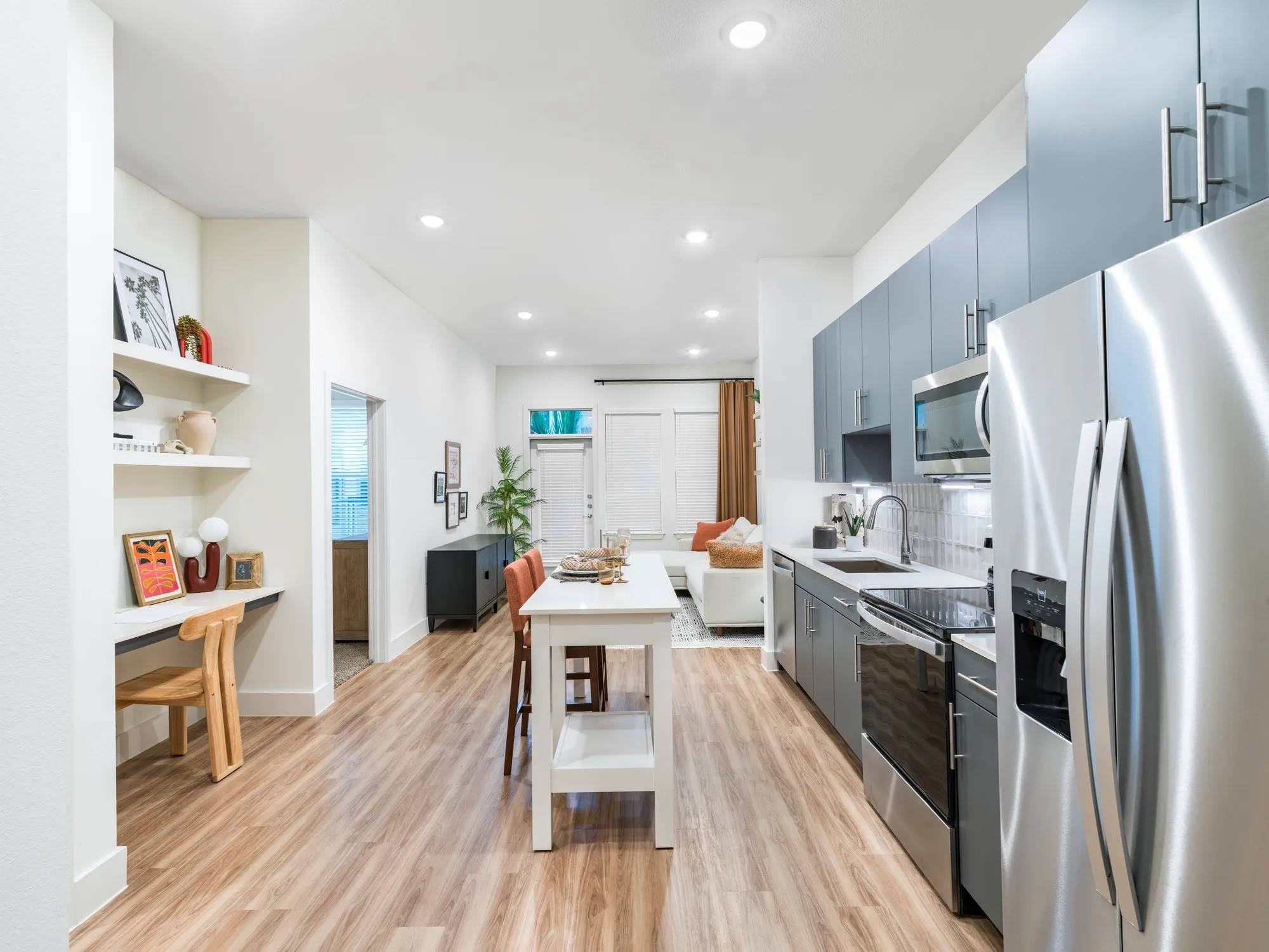 Houston, TX 77018,641 W Crosstimbers ST #1-361