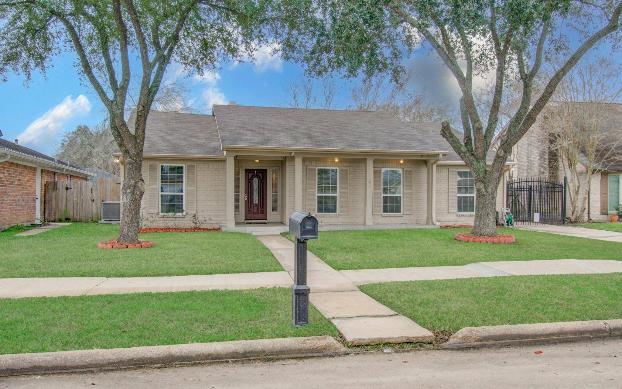 Houston, TX 77099,12803 Club LN