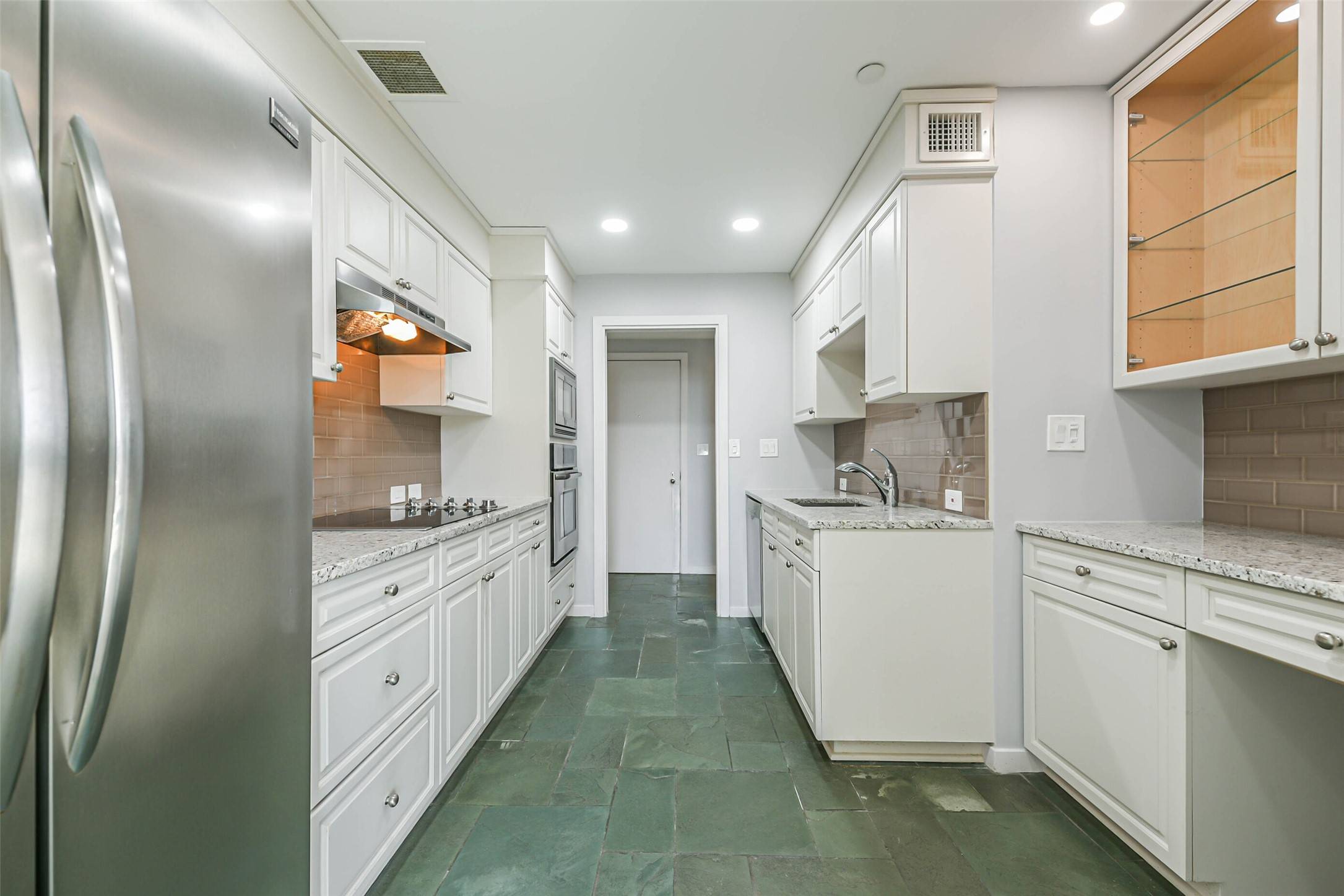 Houston, TX 77056,5110 San Felipe ST #56W