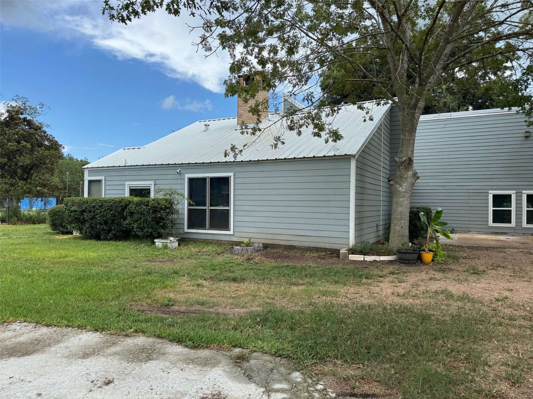 Wharton, TX 77488,1203 Half Moon DR