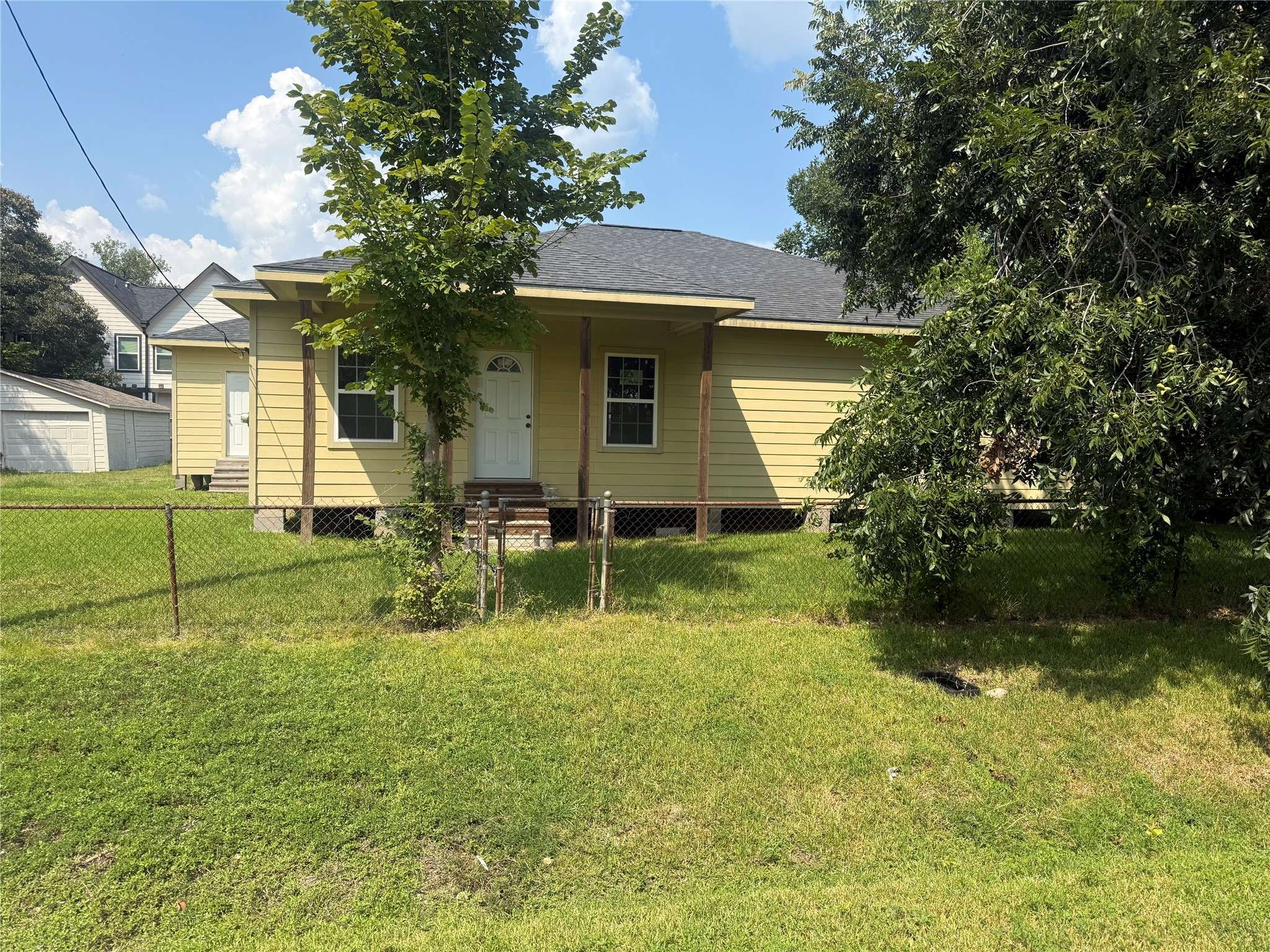 Houston, TX 77028,8033 Kenton ST