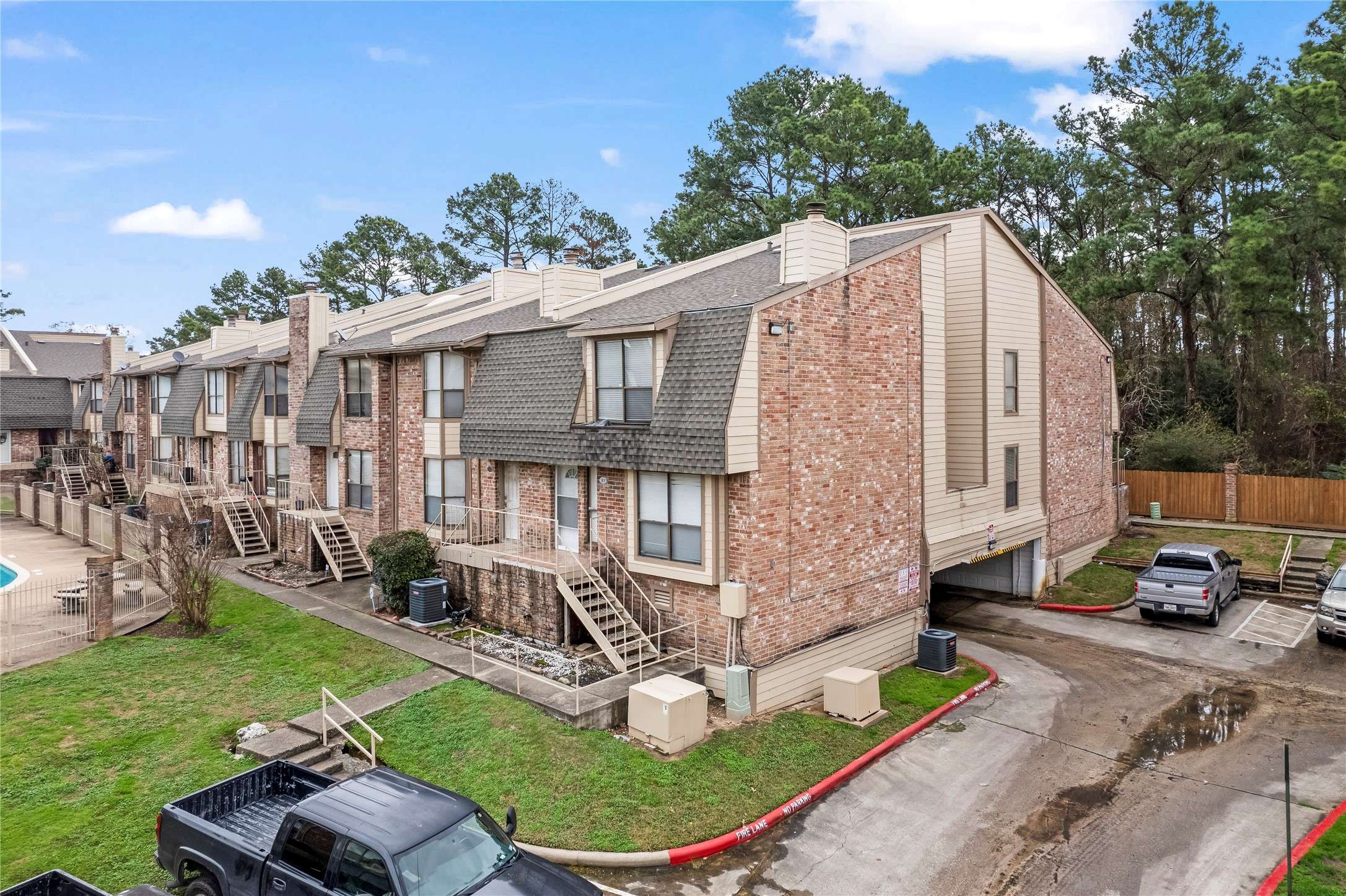 Houston, TX 77090,2003 Place Rebecca LN #1E
