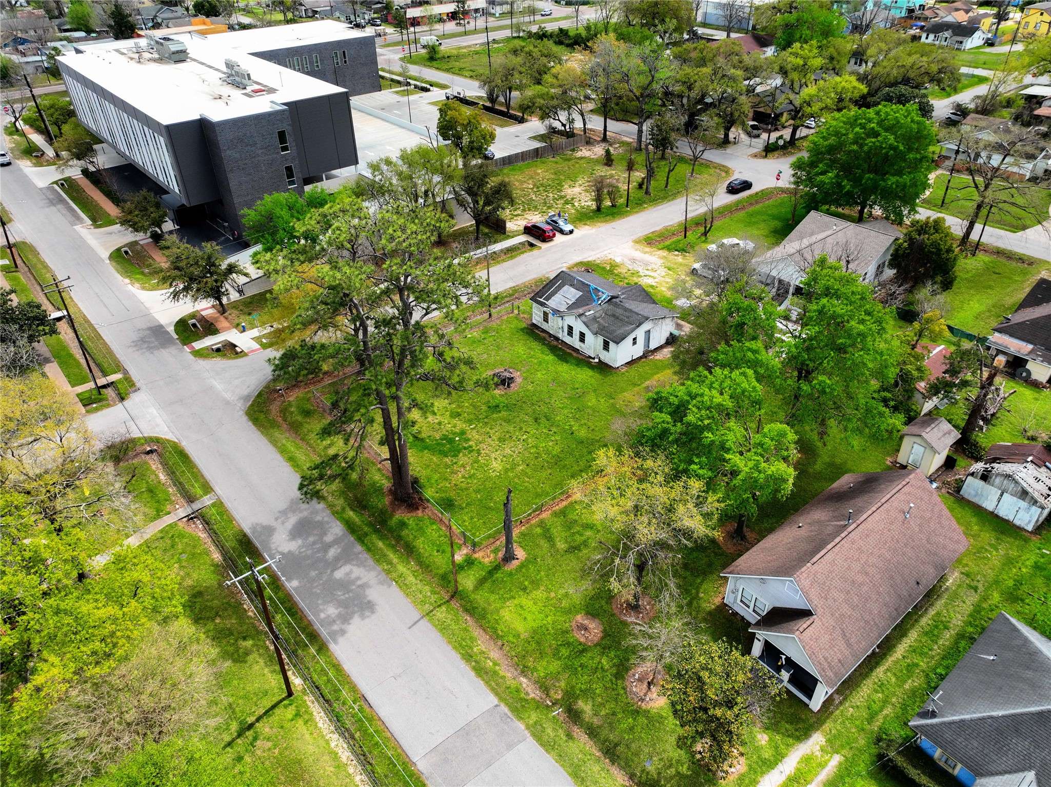 Houston, TX 77022,6515 Lloyd ST