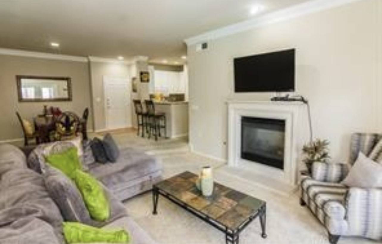 Houston, TX 77056,2400 Mccue RD #337