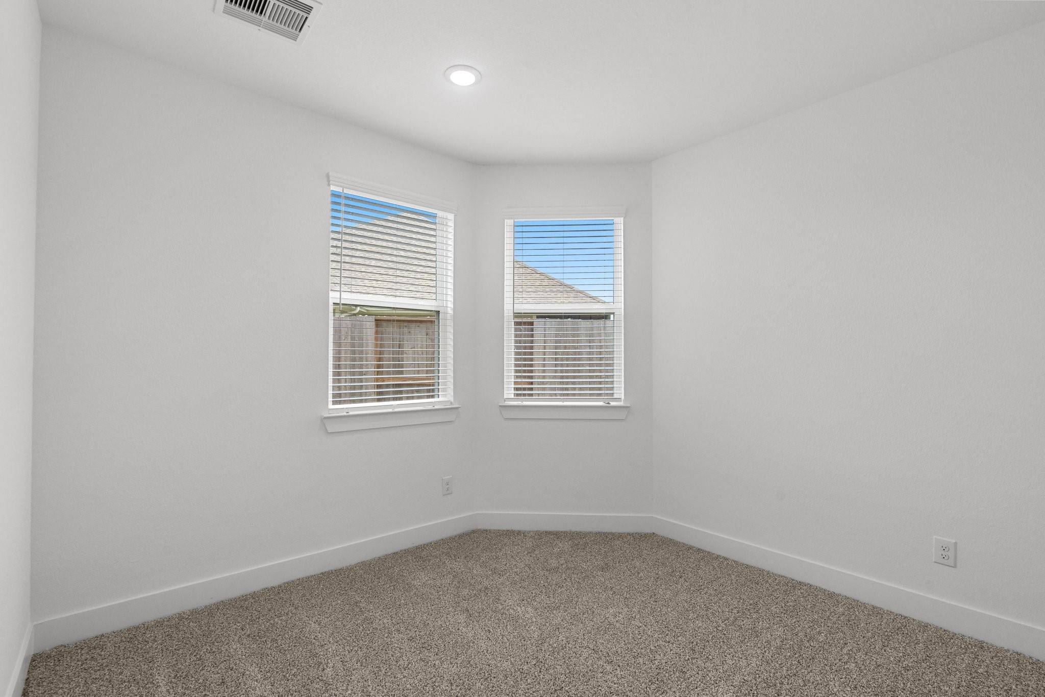 Iowa Colony, TX 77583,10011 Nectar Path