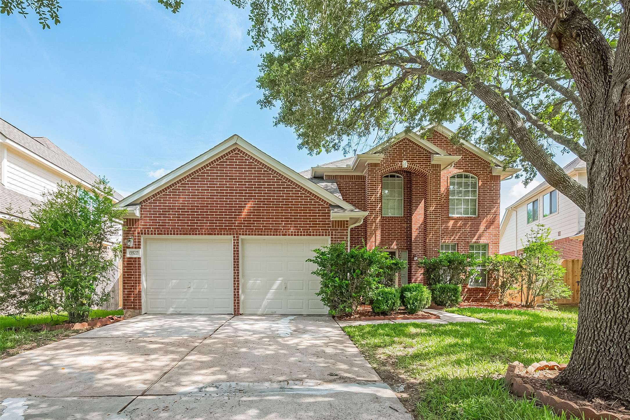 Sugar Land, TX 77479,5527 Santa Chase Lane LN