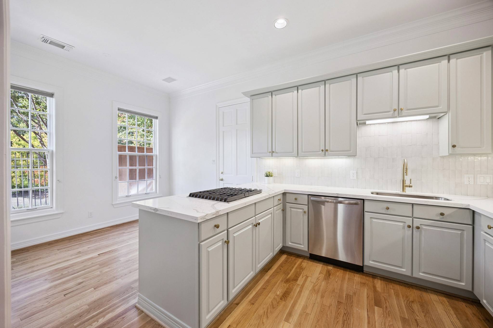 Houston, TX 77025,3388 Maroneal ST