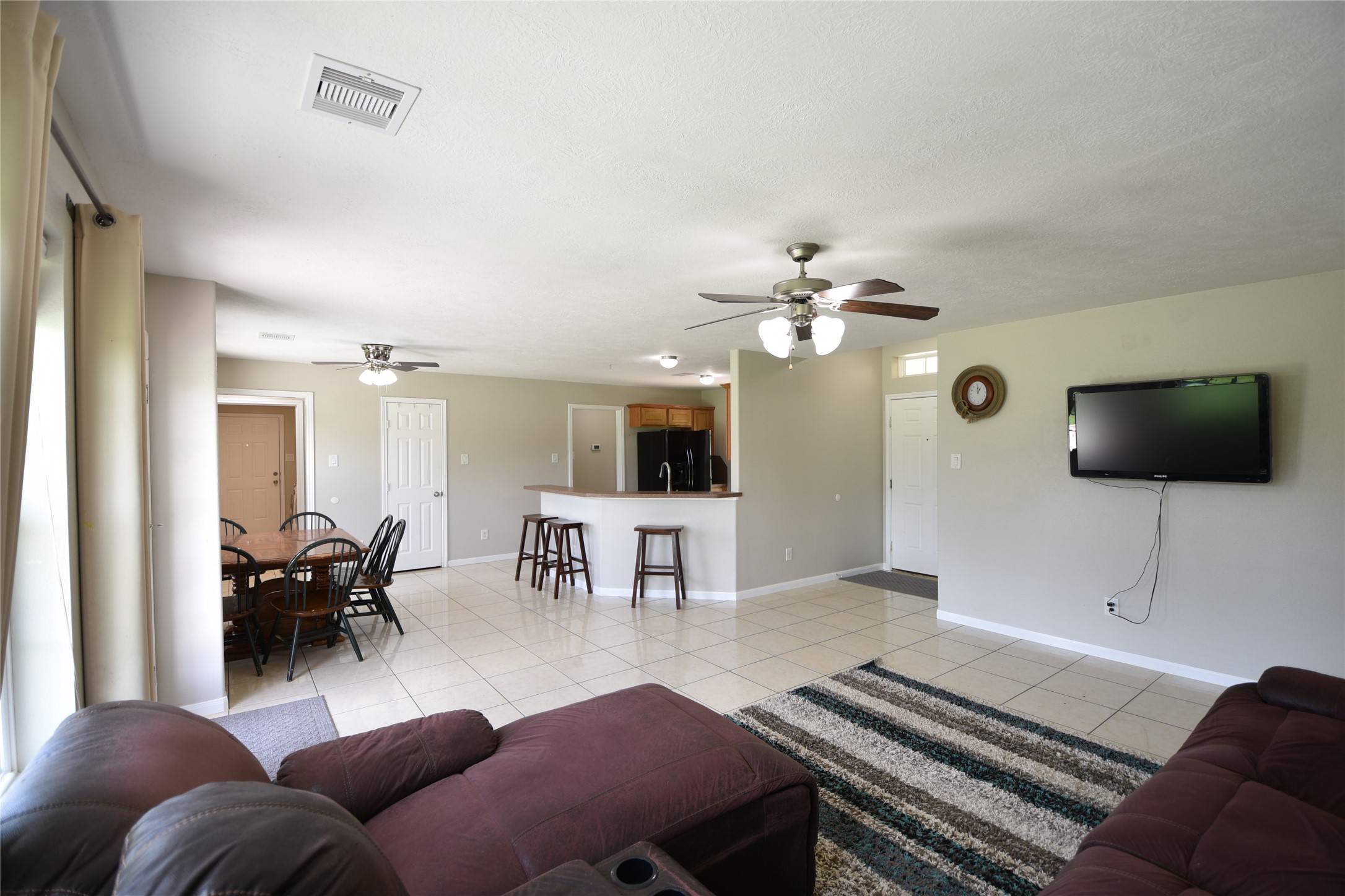 Angleton, TX 77515,130 Pin Oak DR