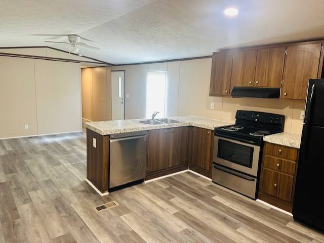 Willis, TX 77318,16869 Interstate 45 North N