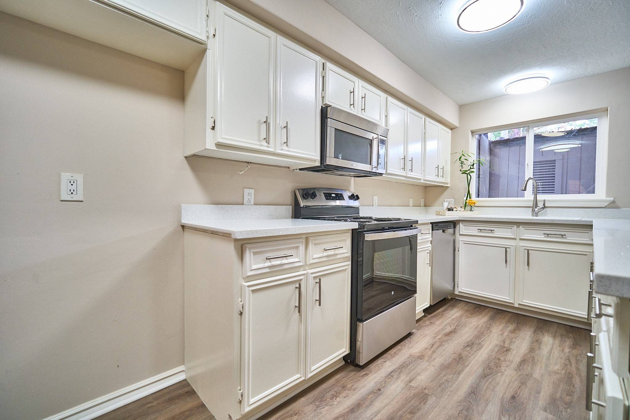 Houston, TX 77042,10818 Briar Forest DR #34