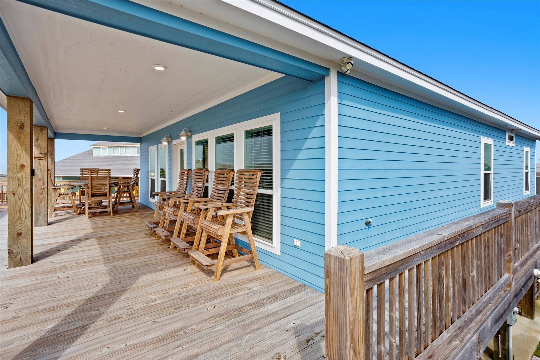 Crystal Beach, TX 77650,976 Mary Lynn