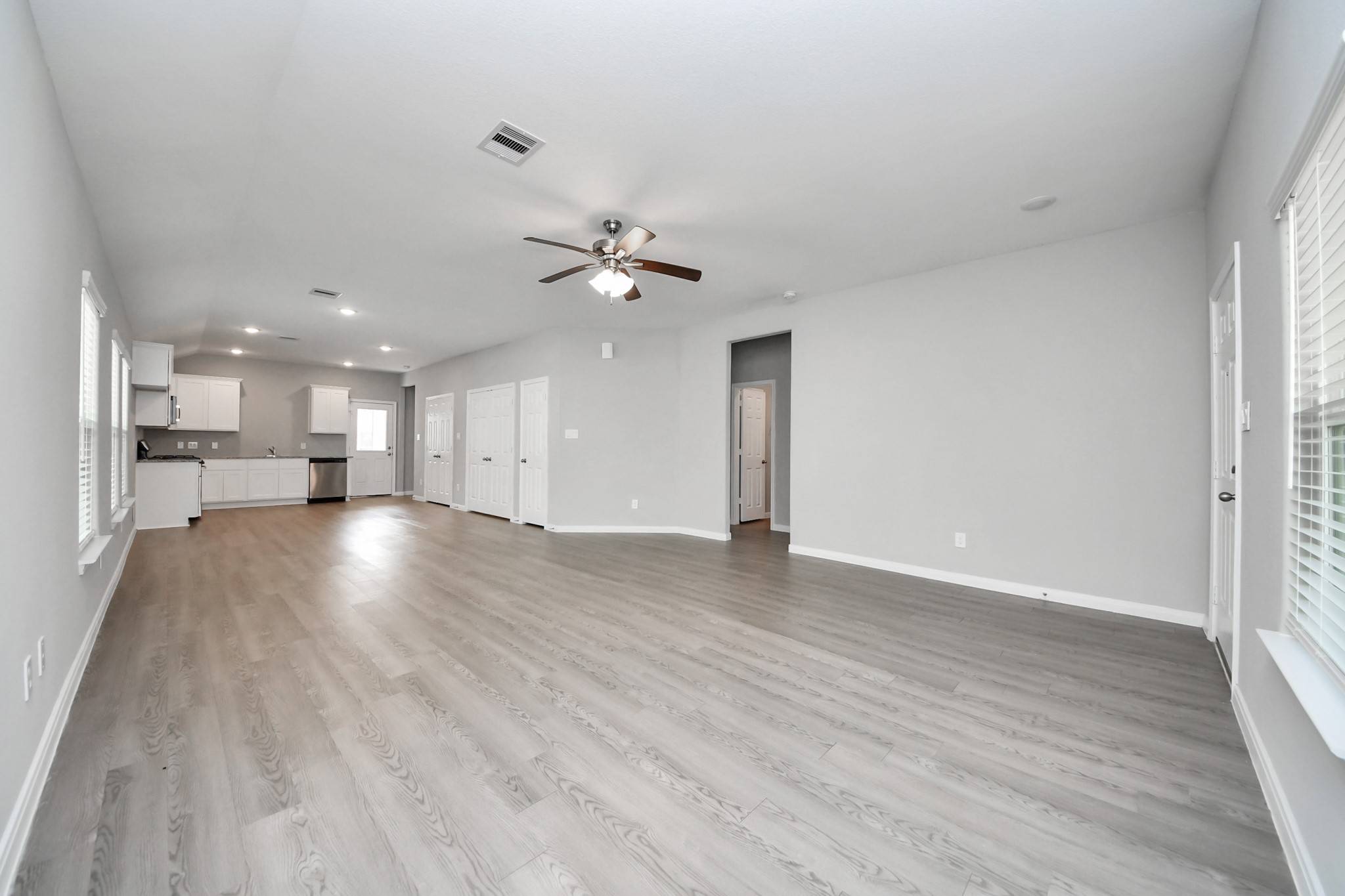 Cleveland, TX 77327,803 Jefferson Ave