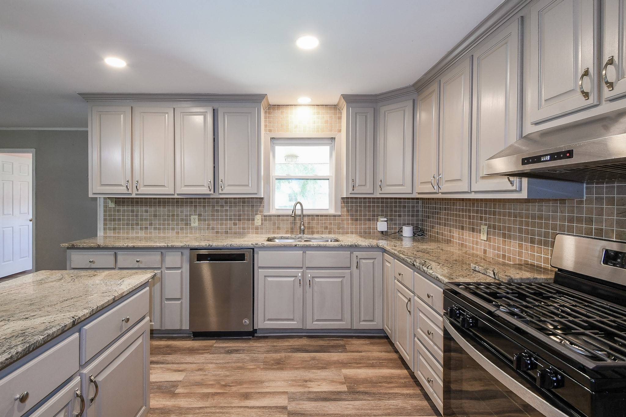 Edna, TX 77957,609 Jackson ST