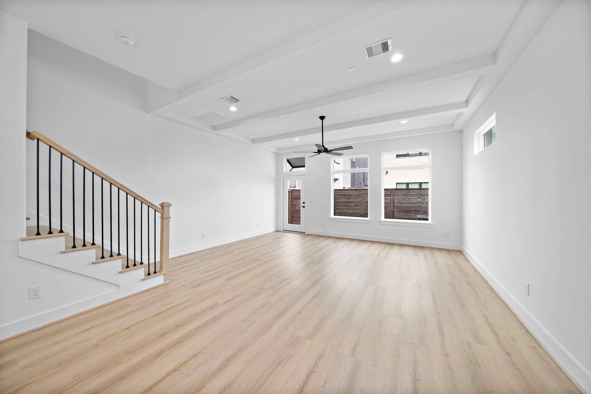 Houston, TX 77007,4304 Marina ST
