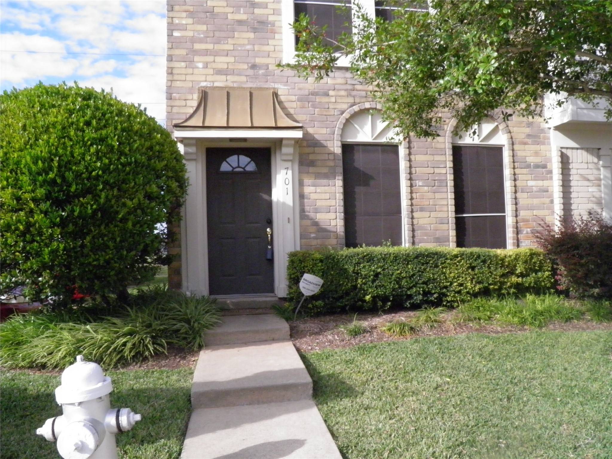 Sugar Land, TX 77479,2910 Grants Lake BLVD #701