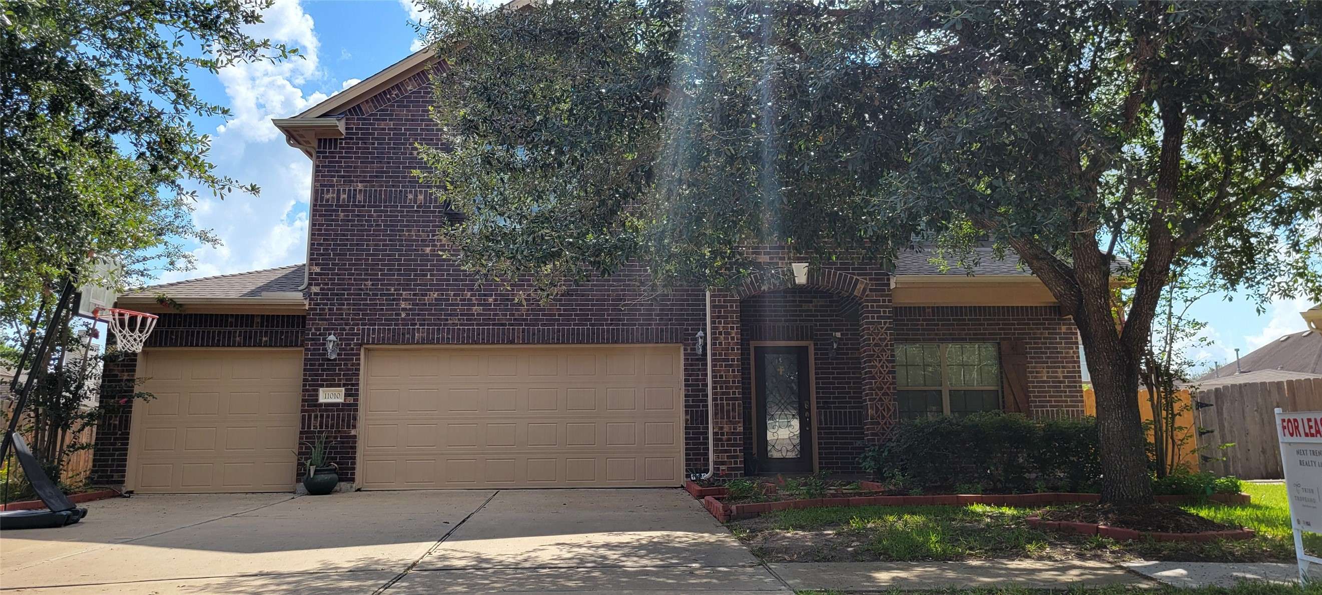 Richmond, TX 77406,11010 Riggs Mill LN