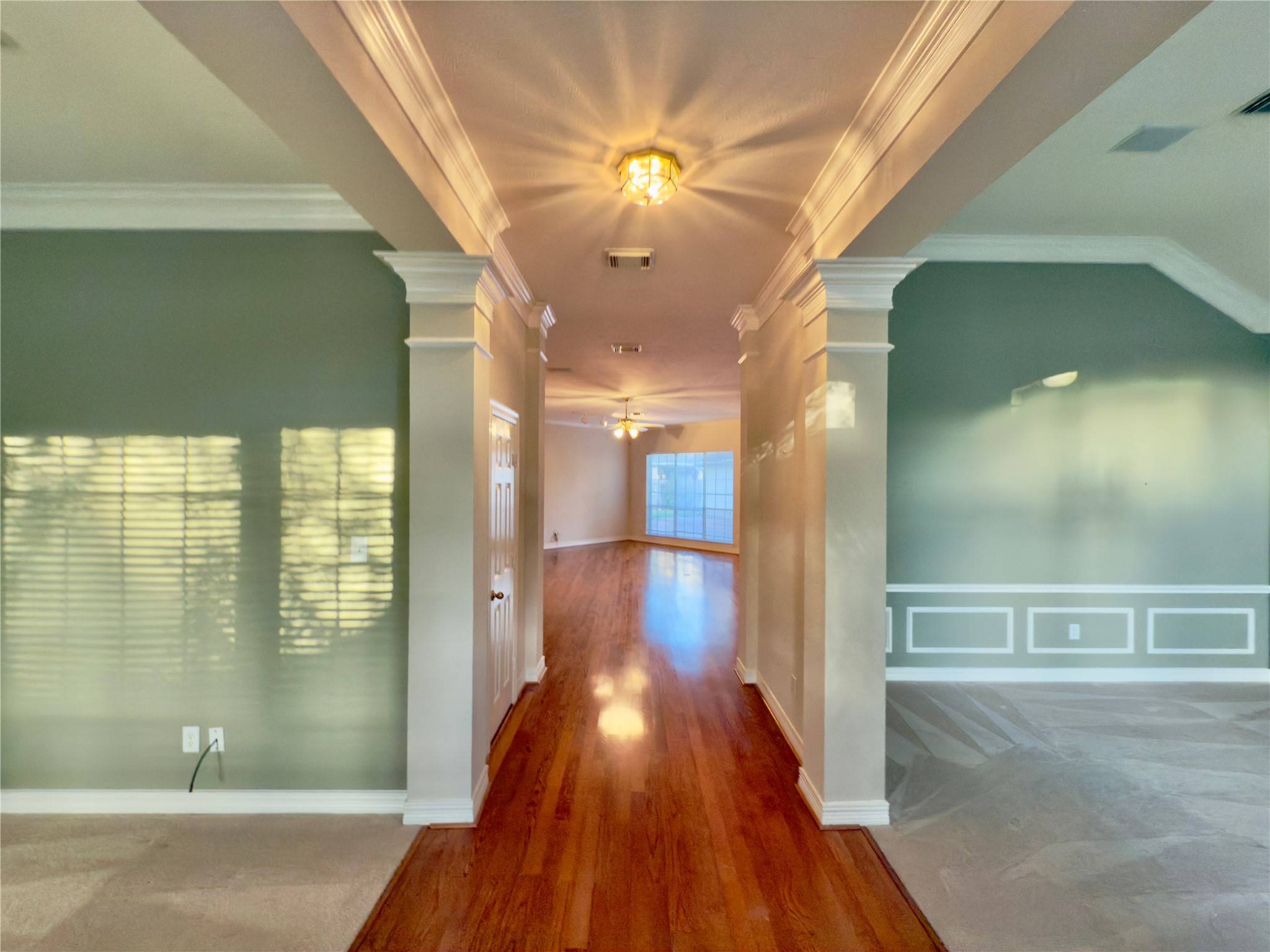 Sugar Land, TX 77479,7439 Guinevere DR