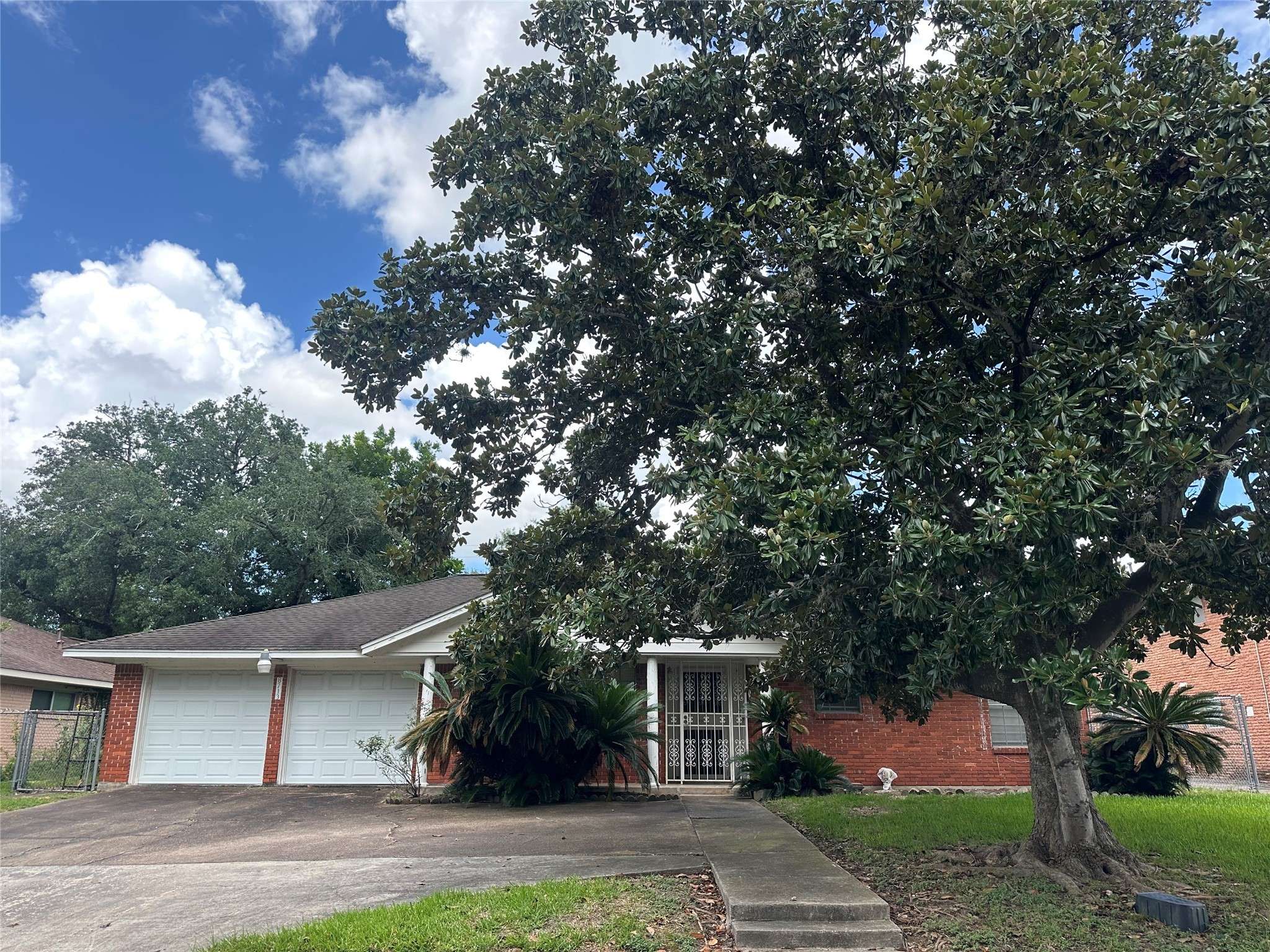 Houston, TX 77025,8713 Timberside DR