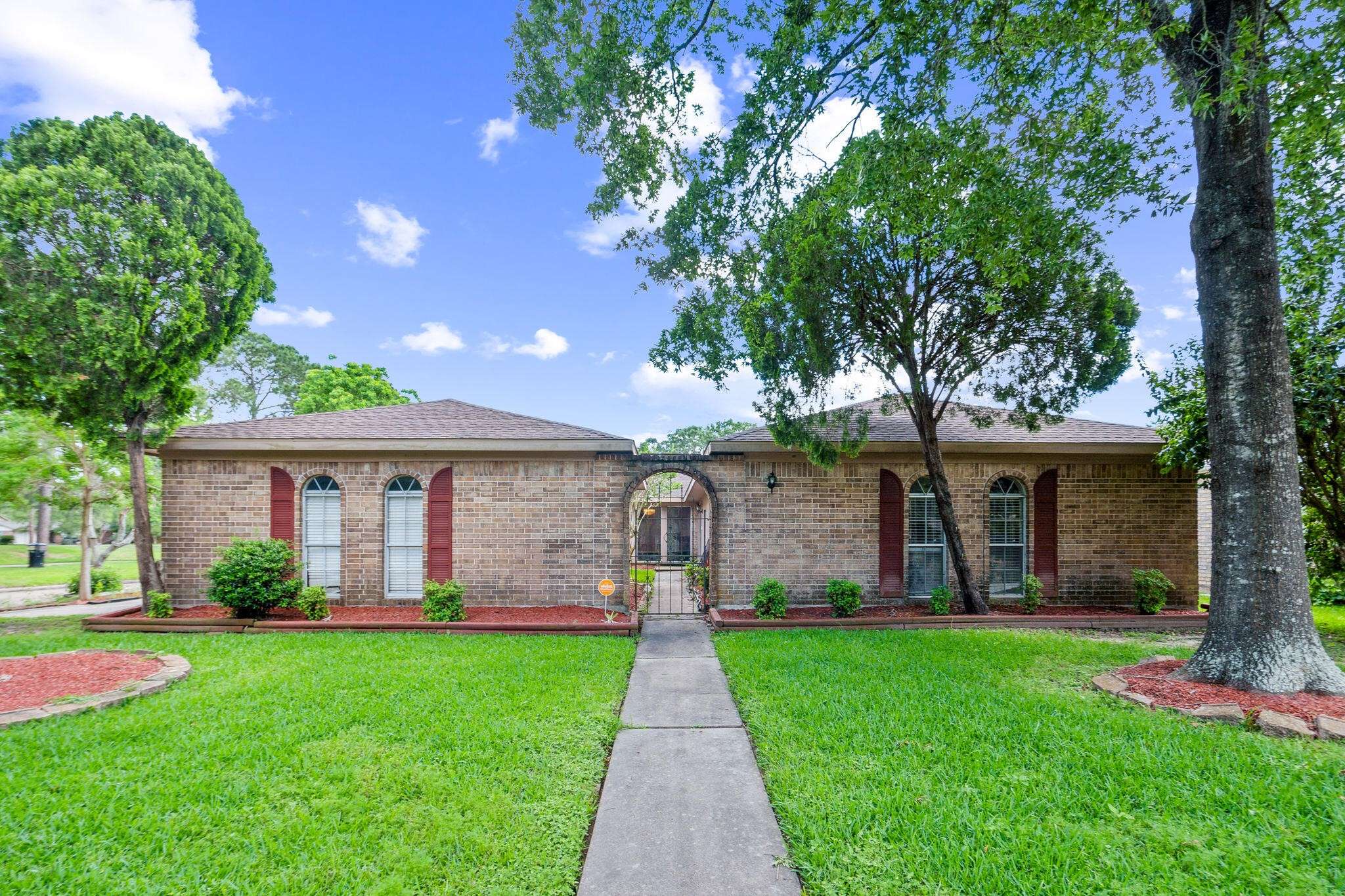 Houston, TX 77059,16022 Cavendish DR