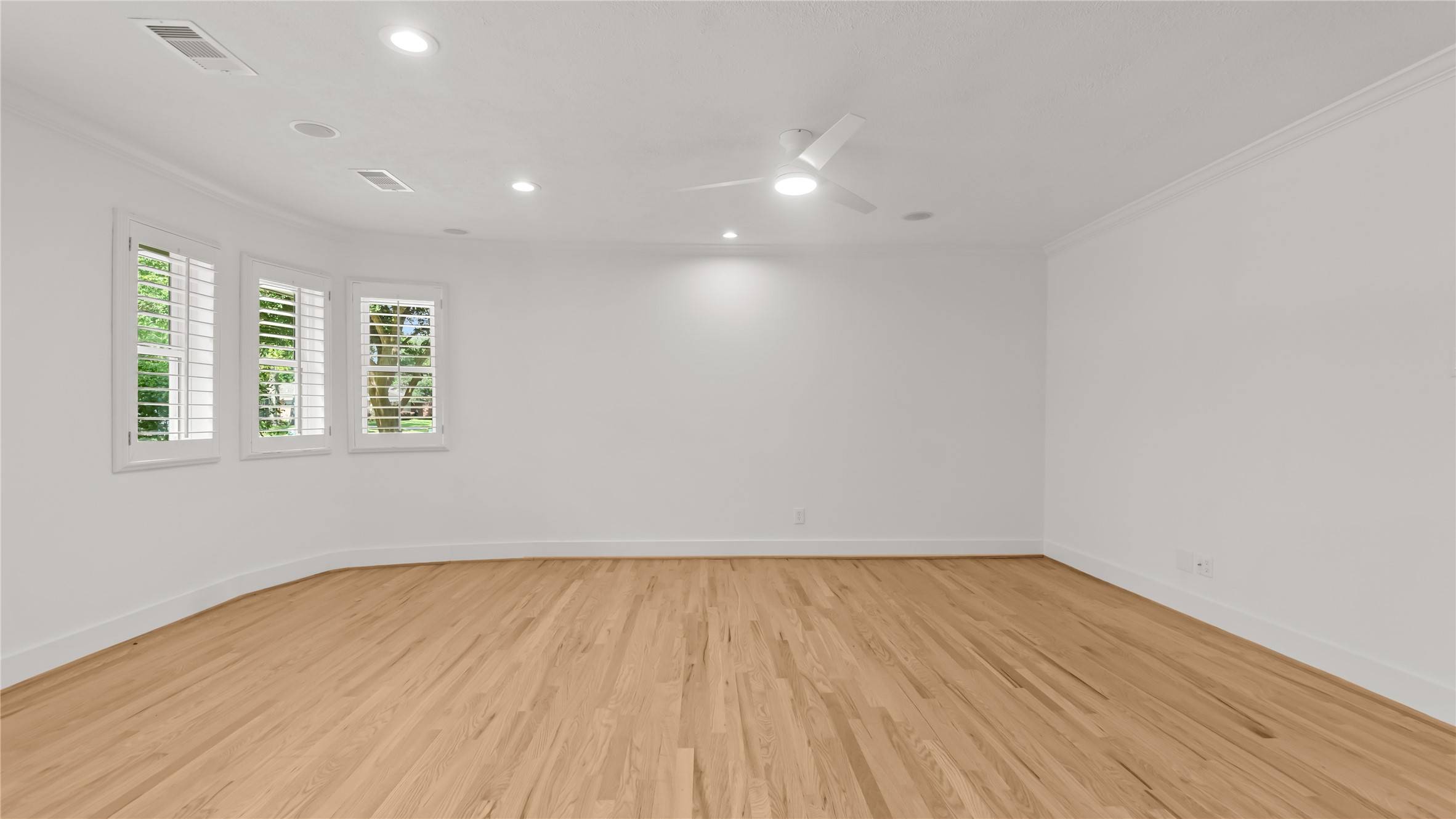Houston, TX 77035,5010 Redstart ST
