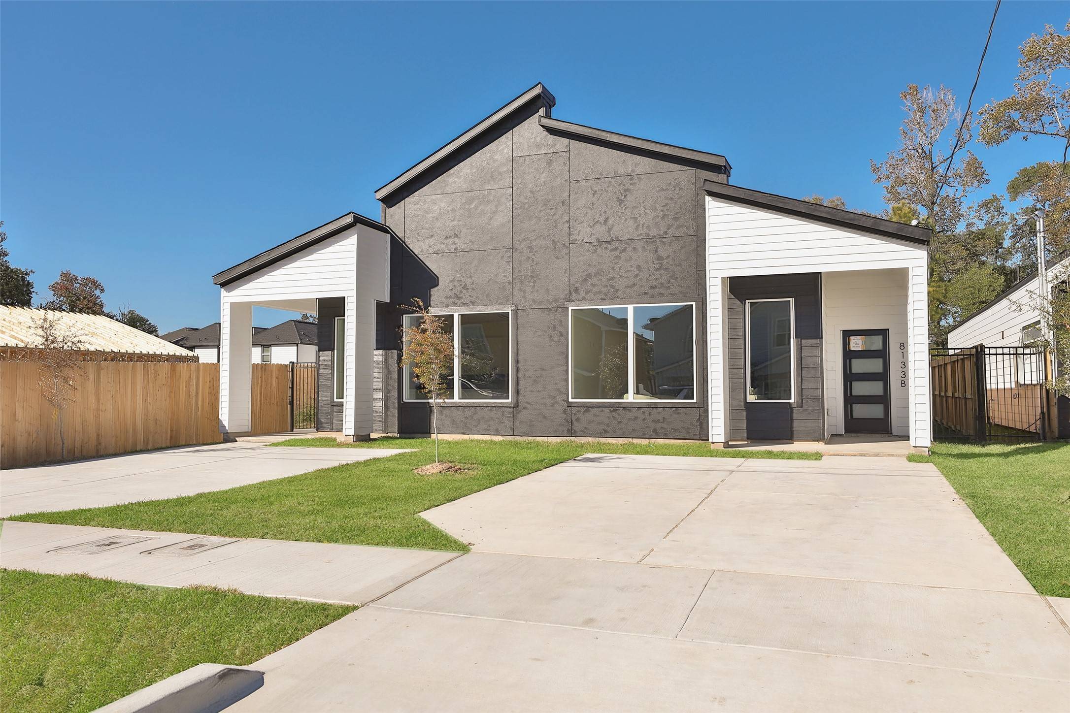 Houston, TX 77078,8133 Cabot ST #A/B