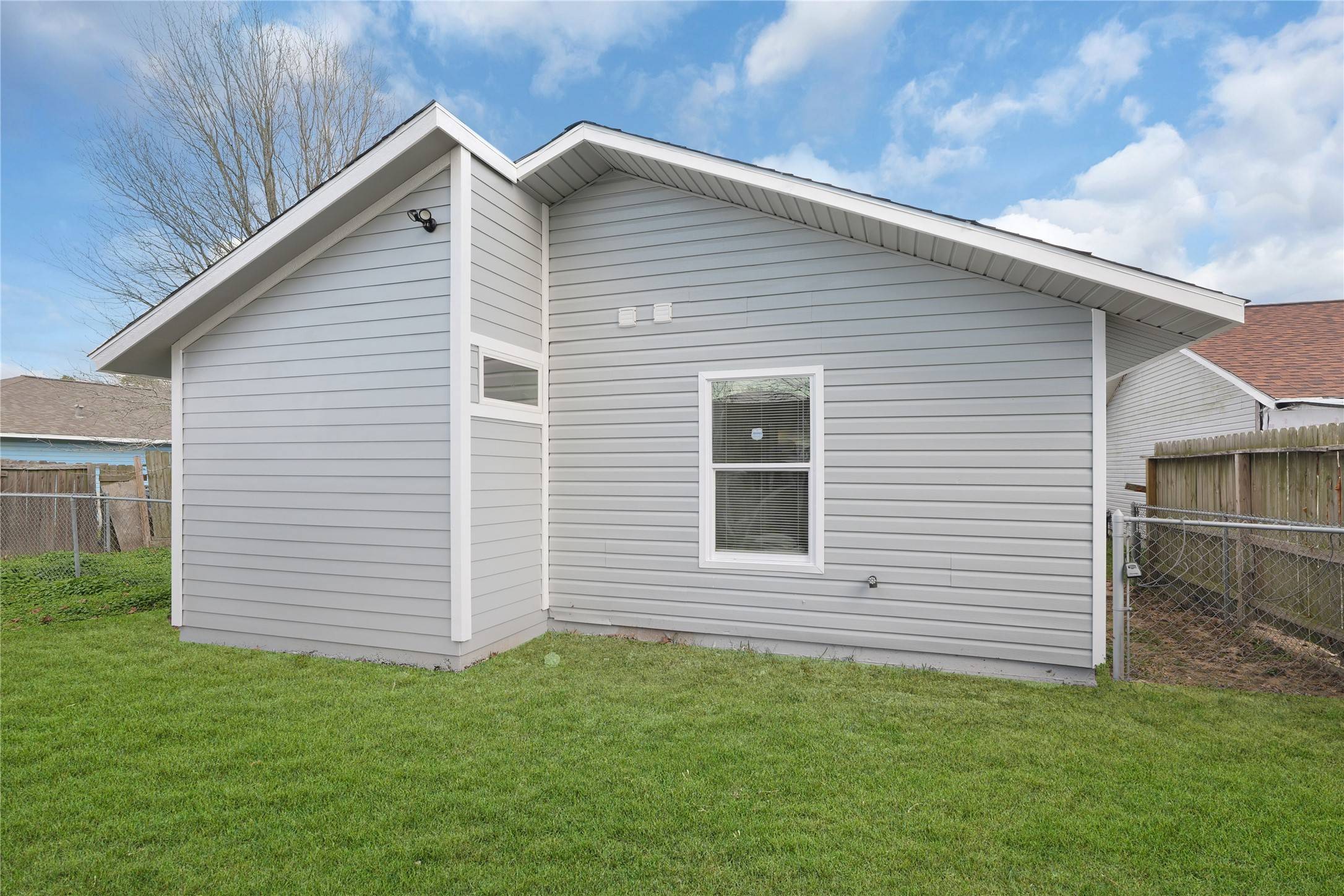 Houston, TX 77078,9827 Shive DR