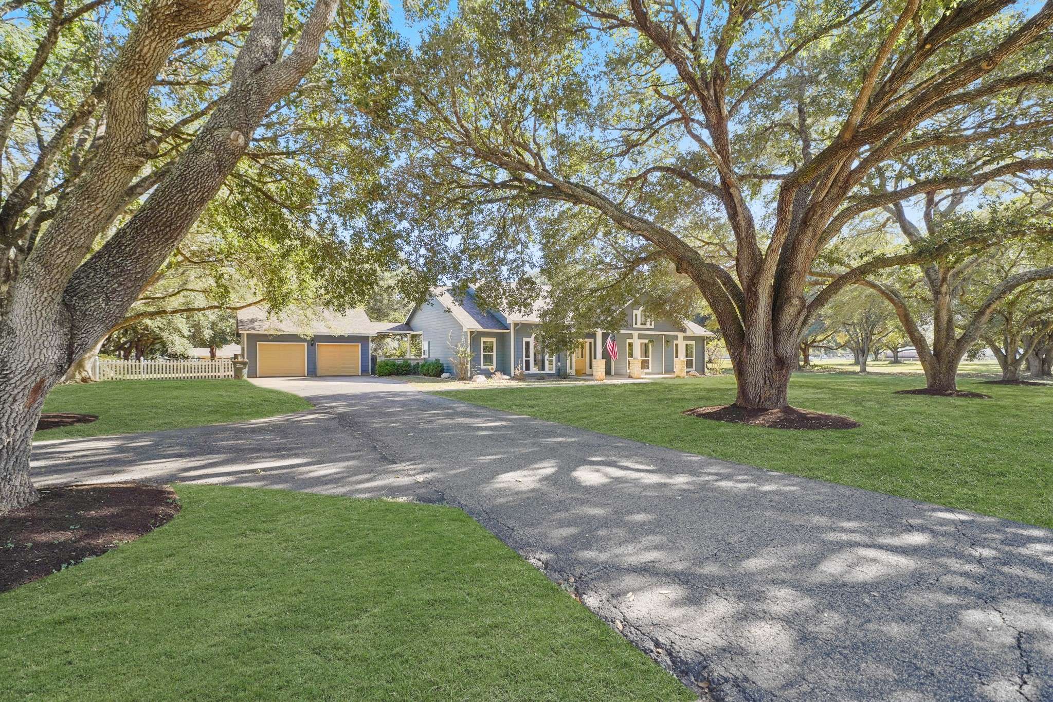 Sealy, TX 77474,414 Brazos Hill LN