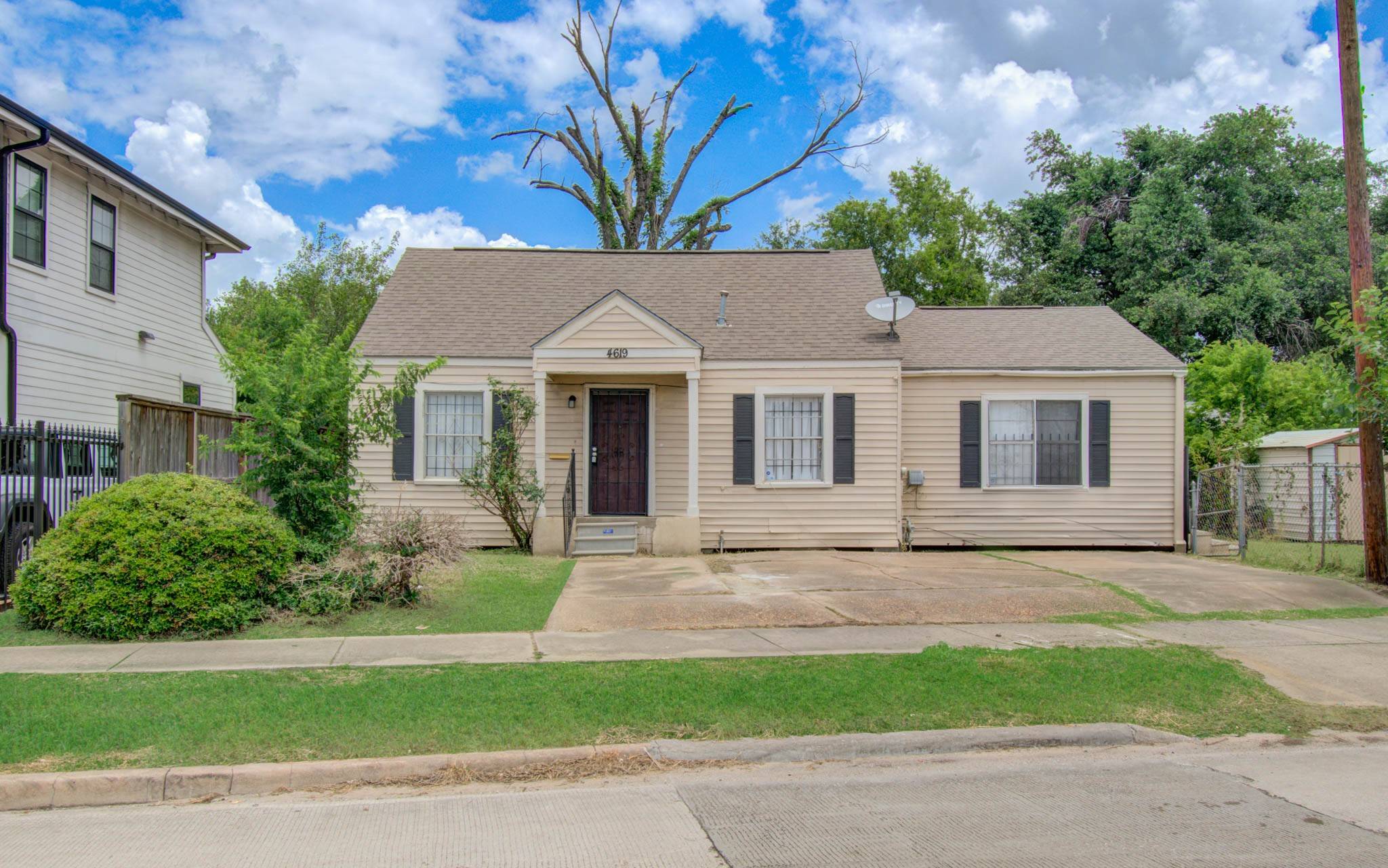 Houston, TX 77020,4619 Orange ST