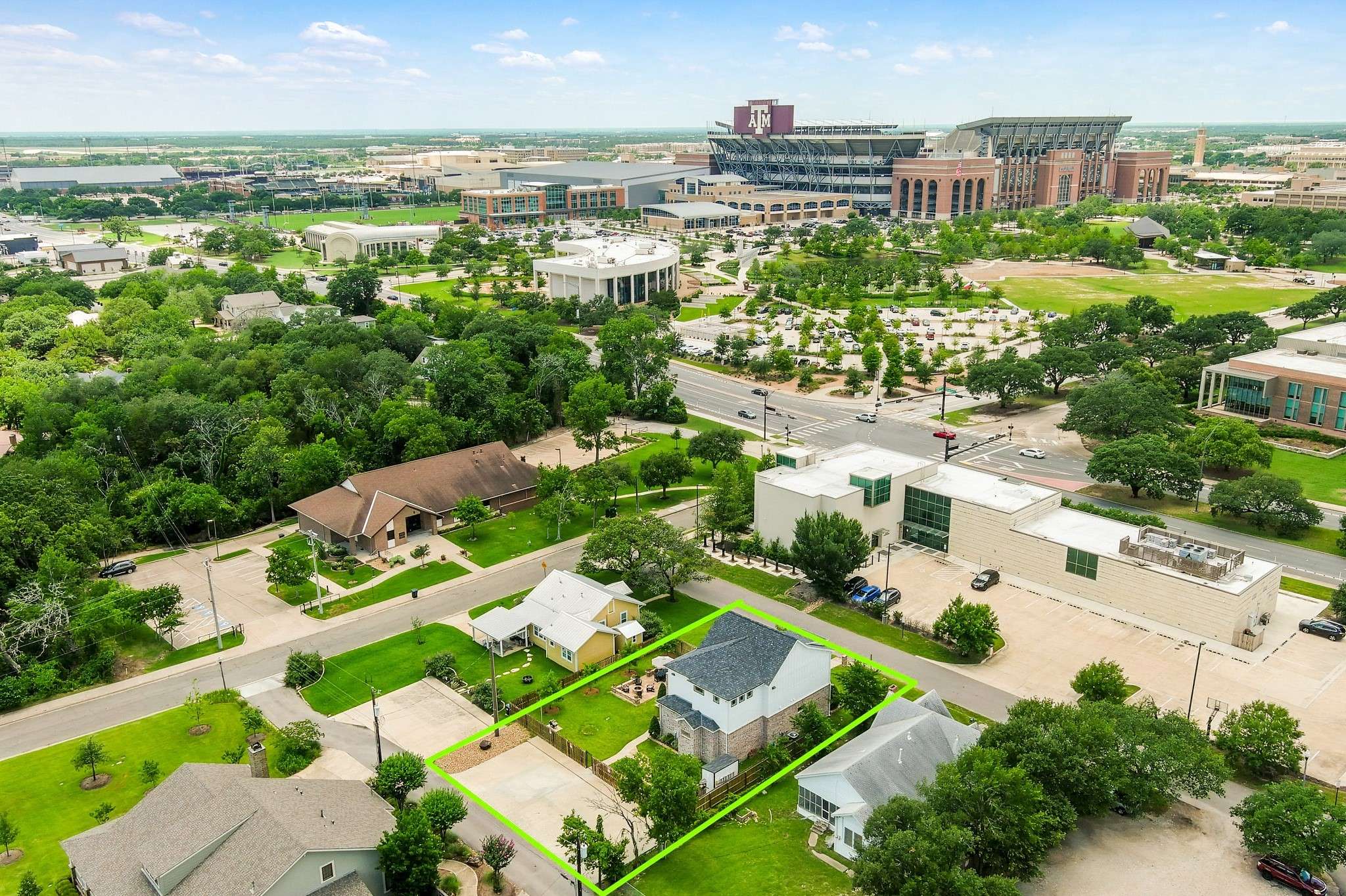 College Station, TX 77840,802 Aberdeen PL
